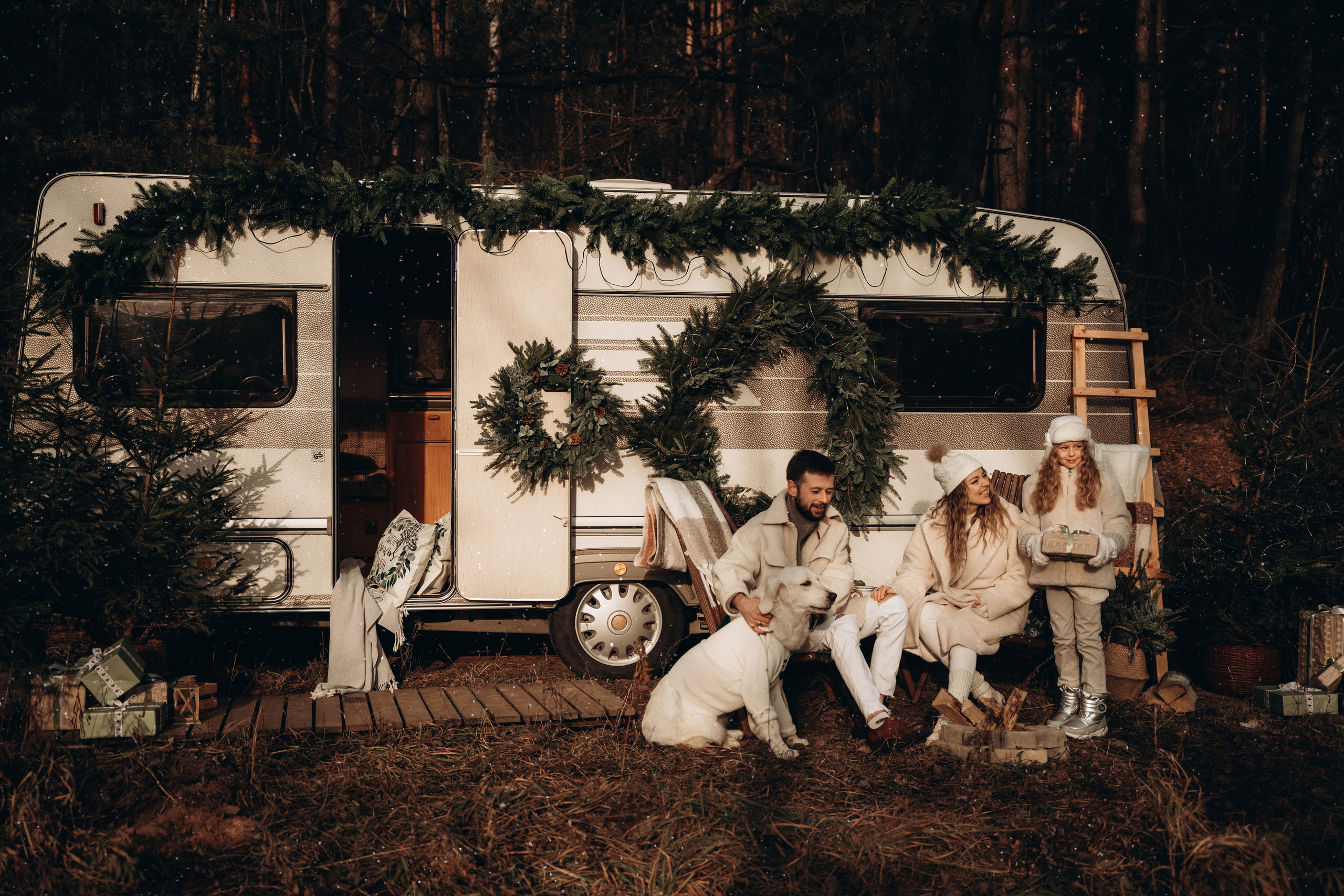 Женя, Юля, Дарина и Молли. Фотограф Мария Миллс | Минск