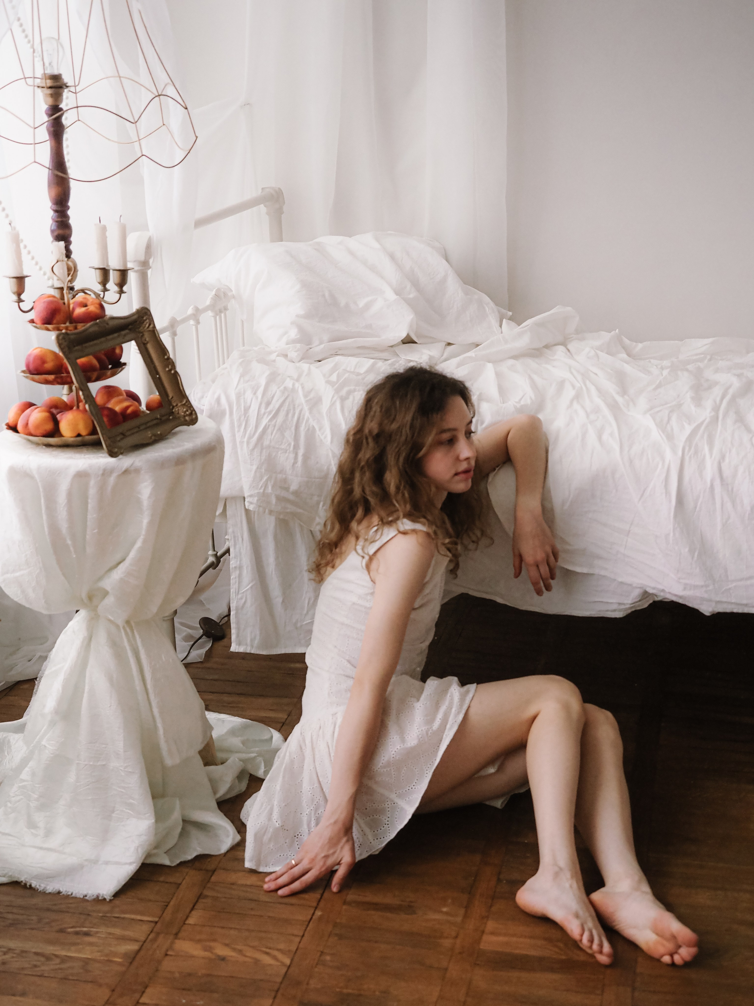 Утро и аромат персиков. Фотограф Рязань. Семейный Свадебный фотограф