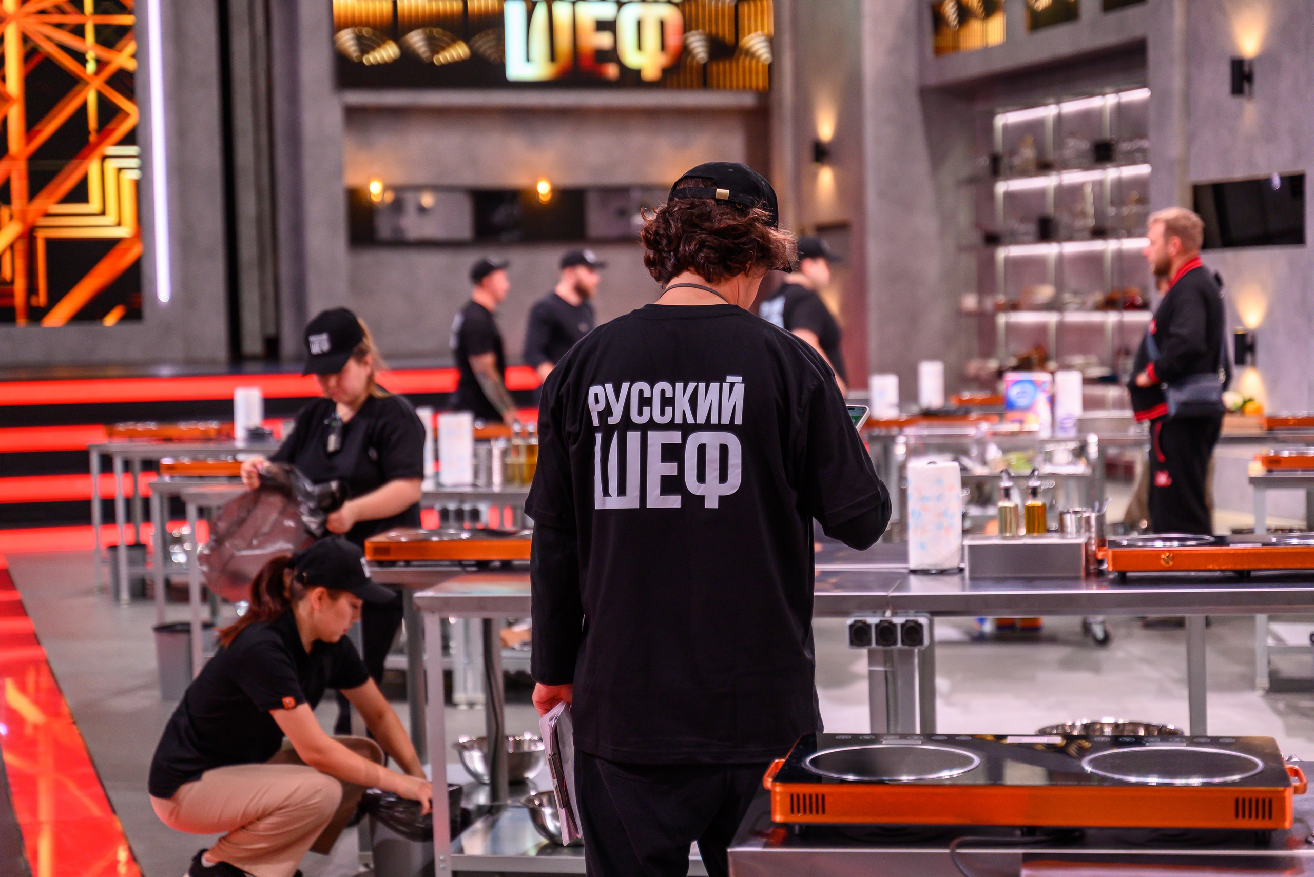 Константин Ивлев, Русский Шеф, телеканал Пятница, Антон Ковальков