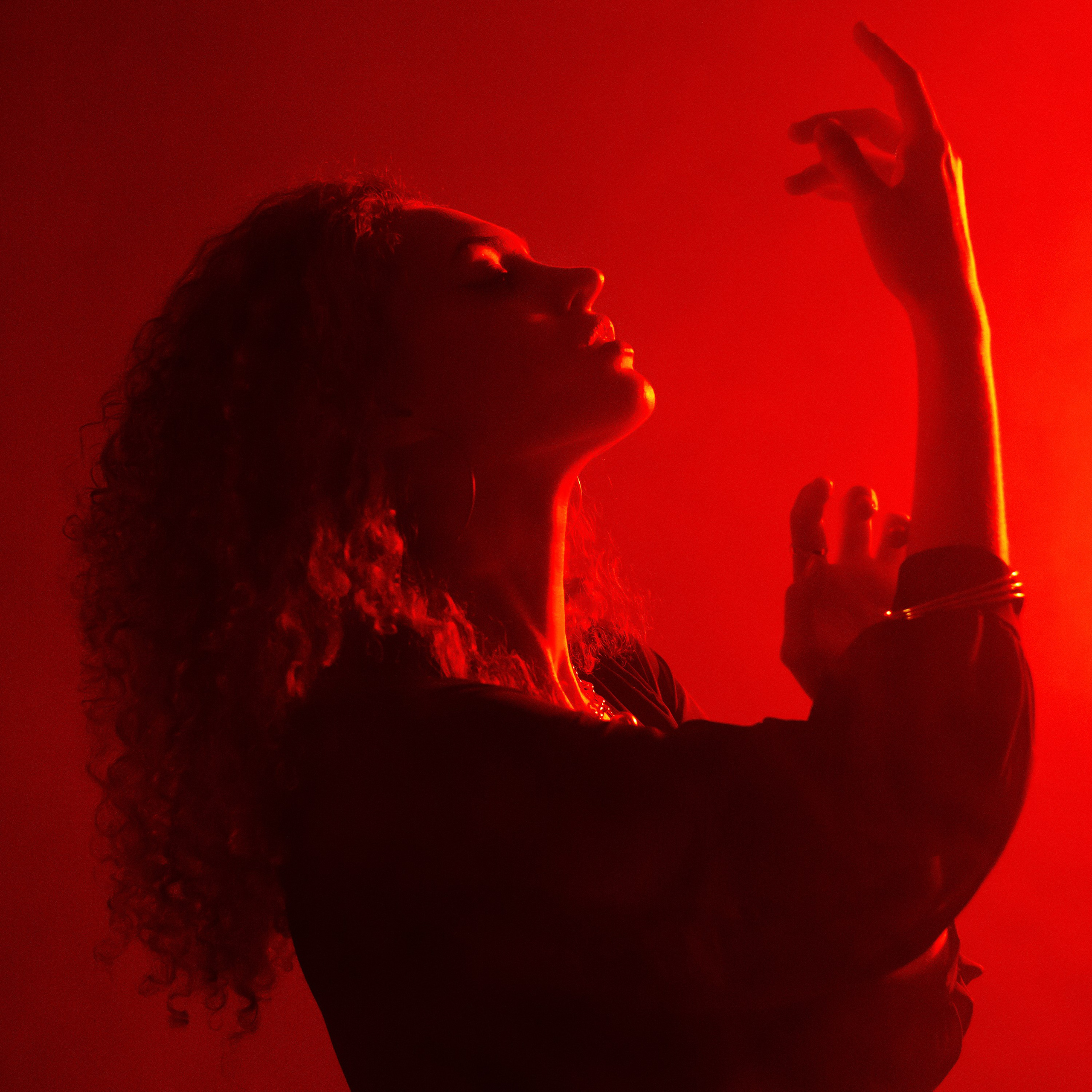 Обложка сингла Тау "Мастеру"