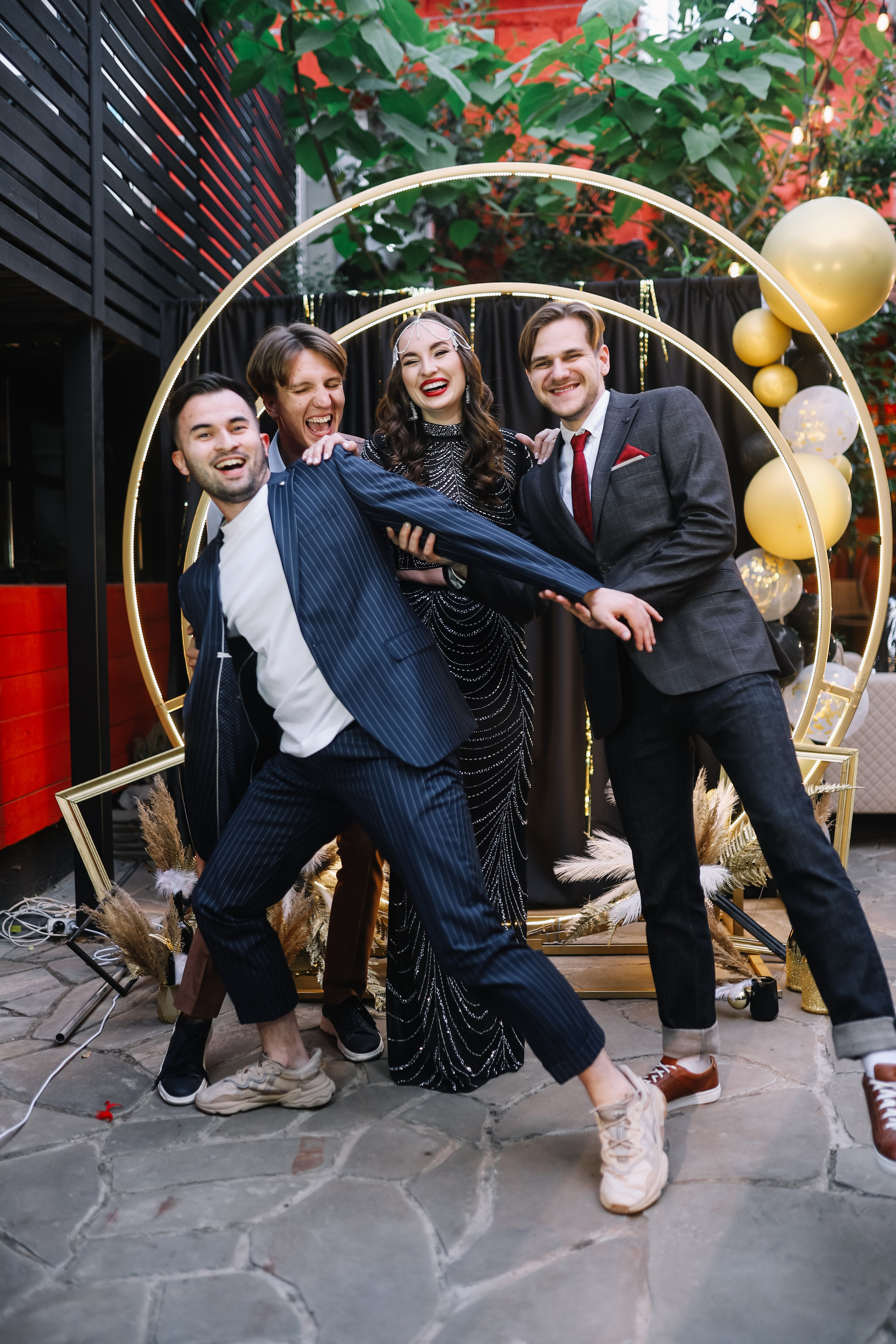 25.Диана и гости