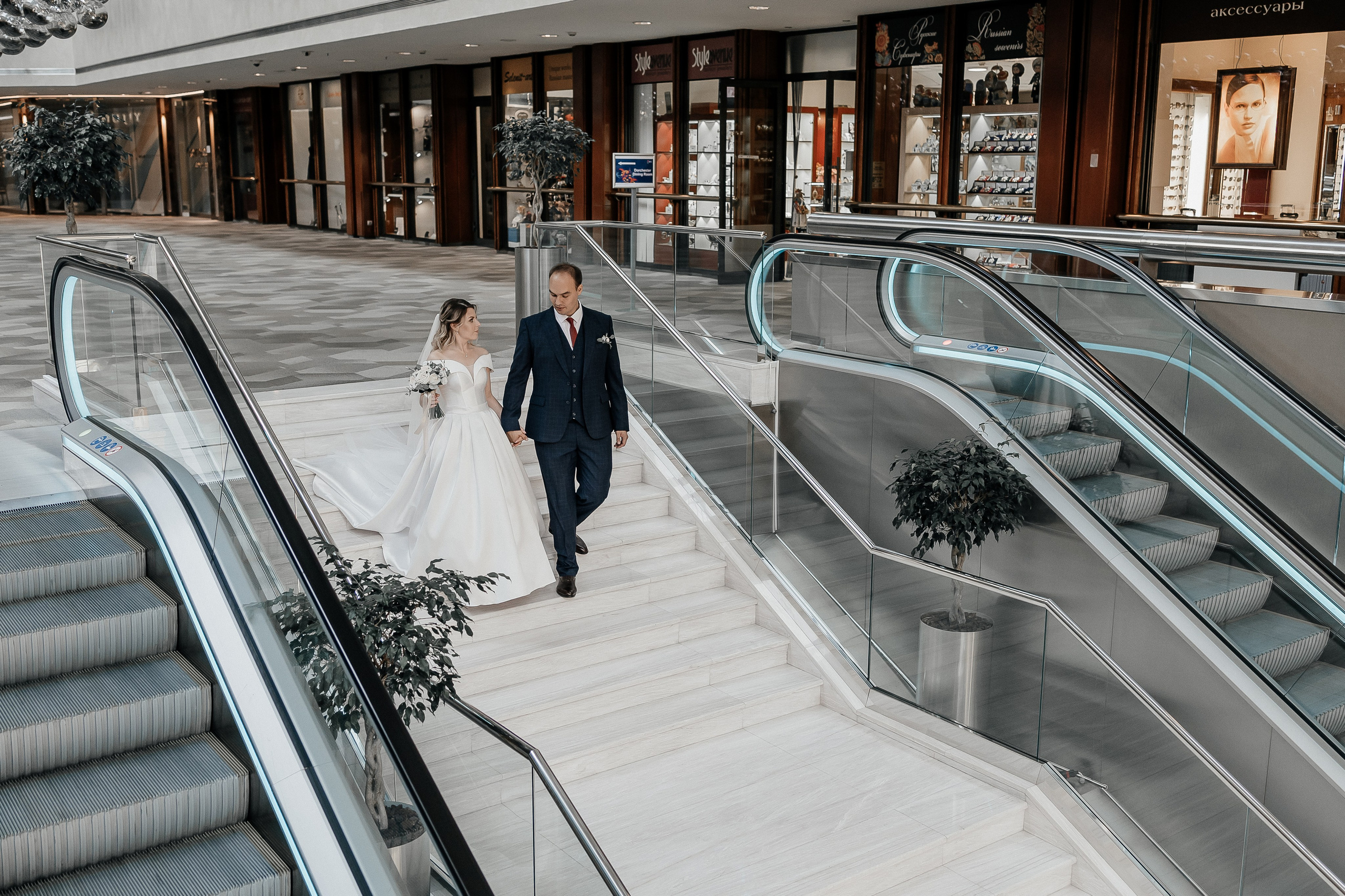 Фотосессия свадьбы в отеле