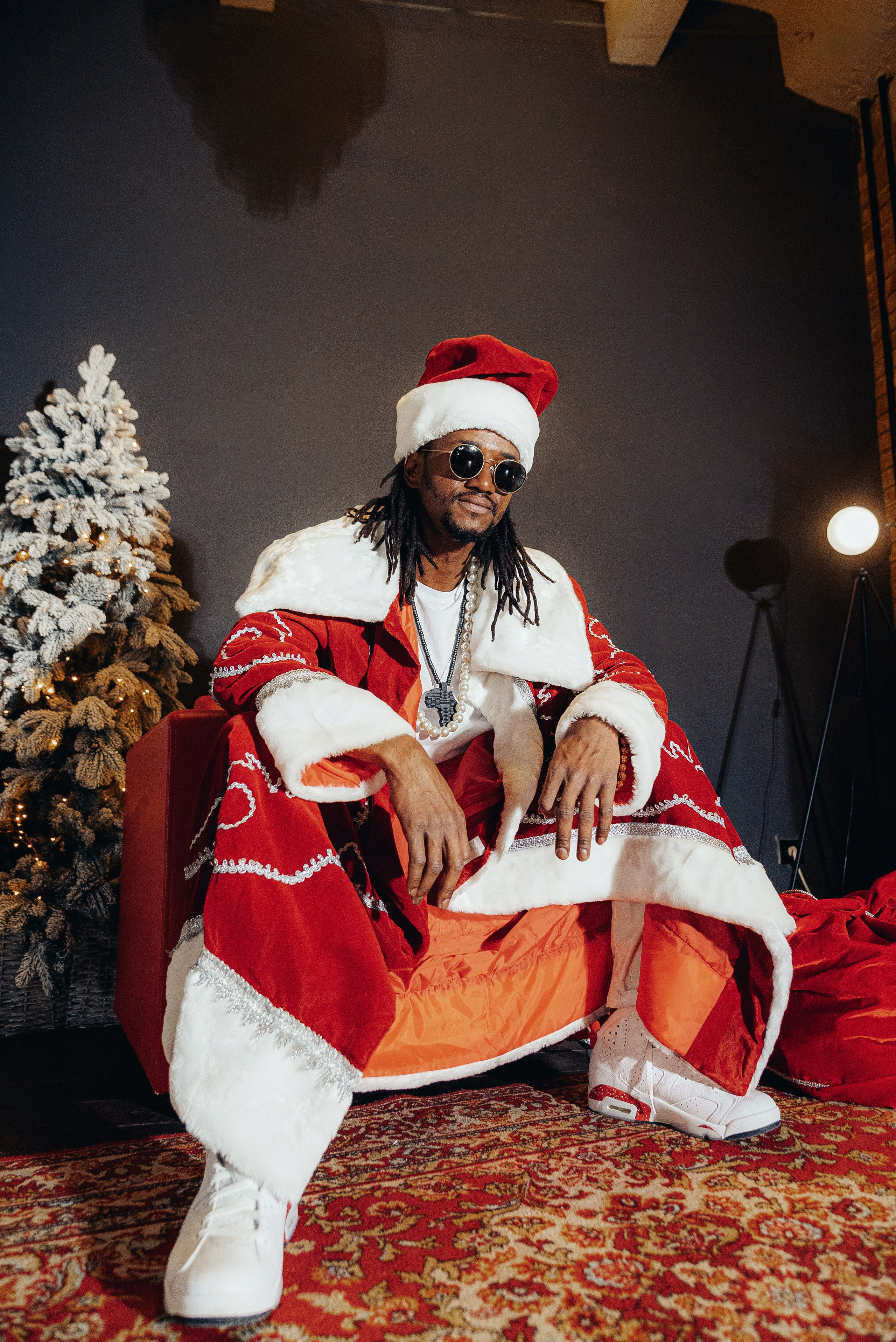 Не Дед мороз