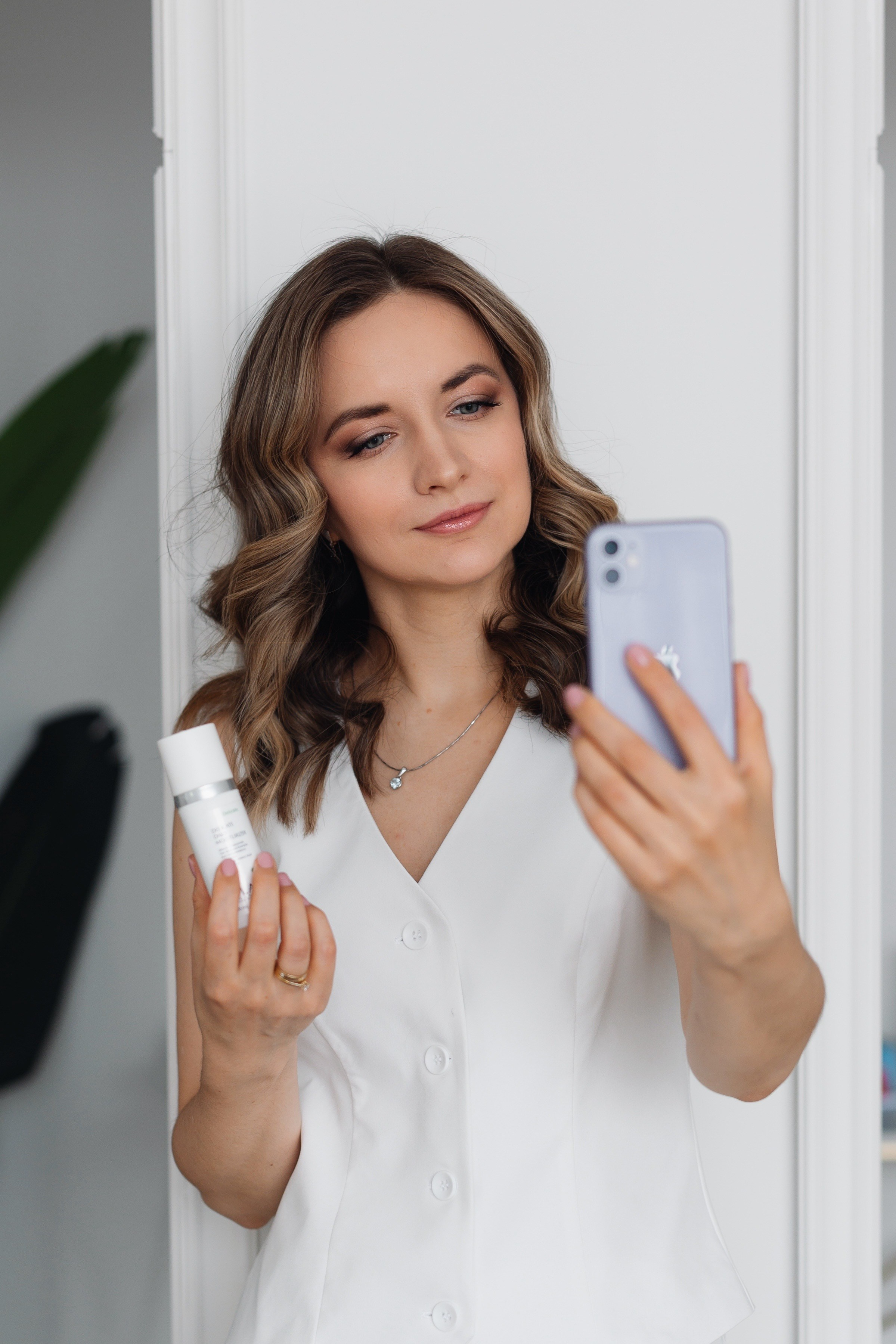 Съемка контента для косметолога. Фотограф товаров для соцсетей - инстаграм, вконтакте. Контент-фотограф в Москве Хныкина Лена