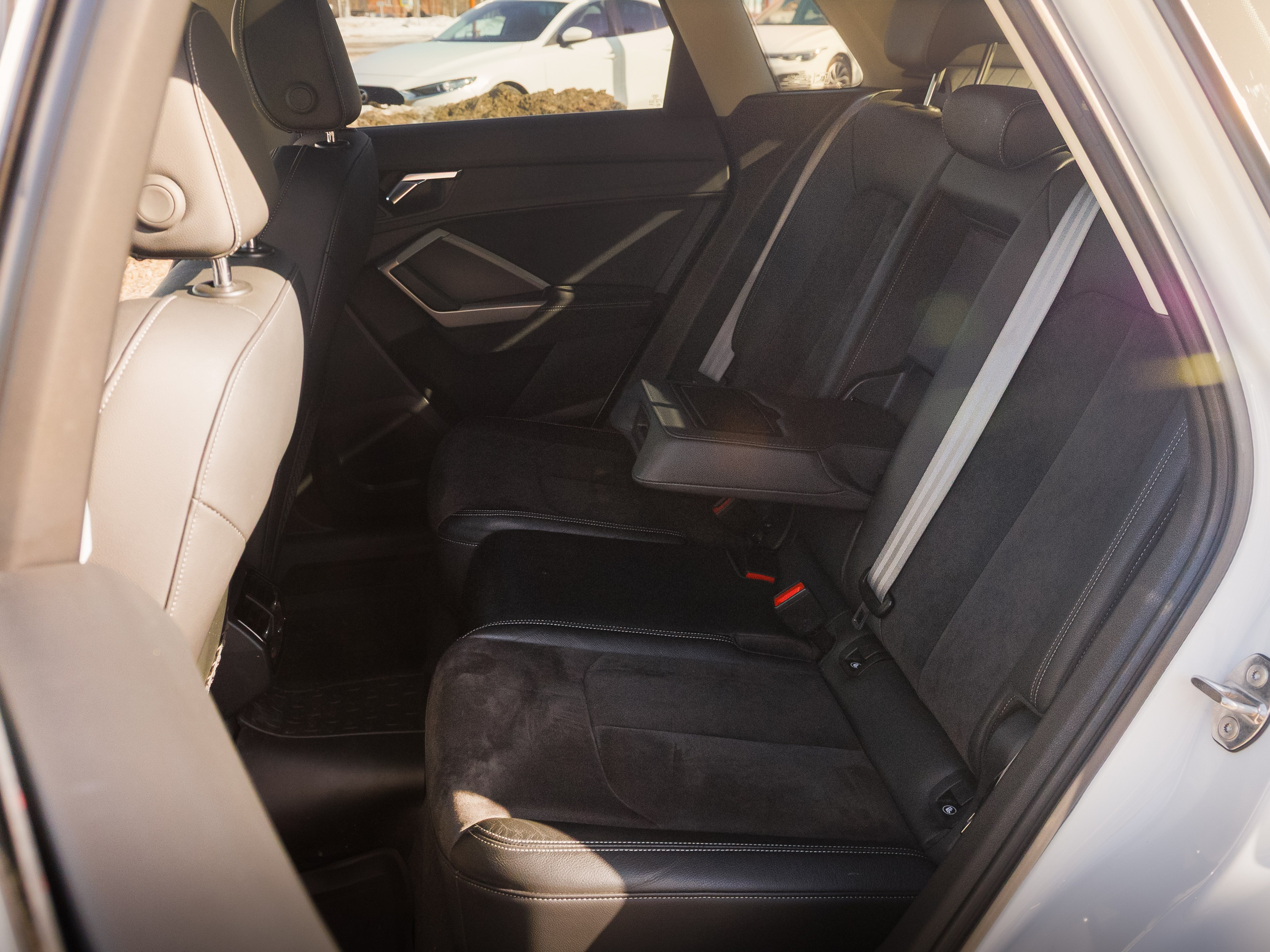 Автомобили