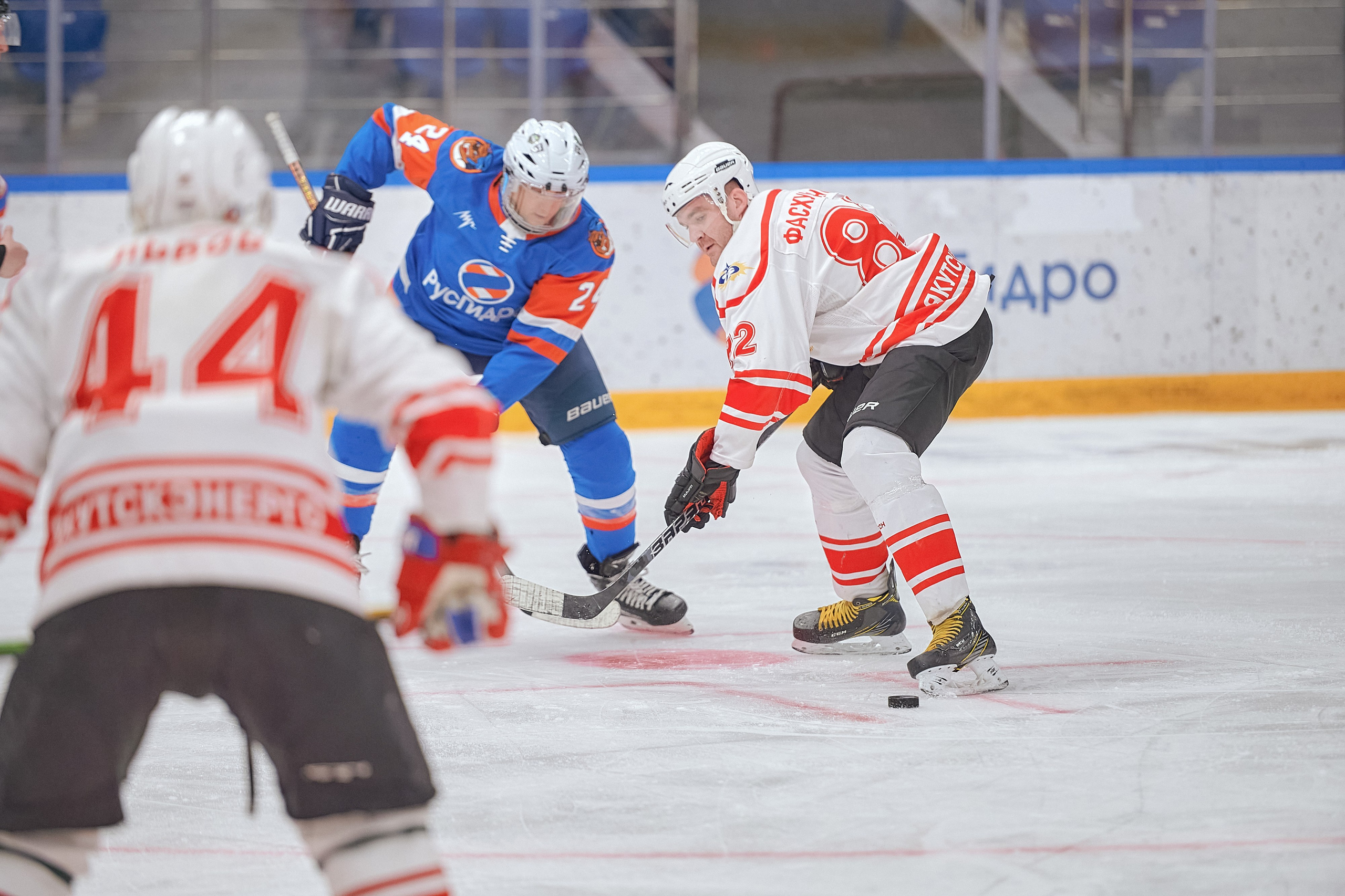 Портфолио репортажной фотосъёмки: Кристалл арена — Хоккей — РусГидро. Фотограф Яковлев Роман — Красноярск