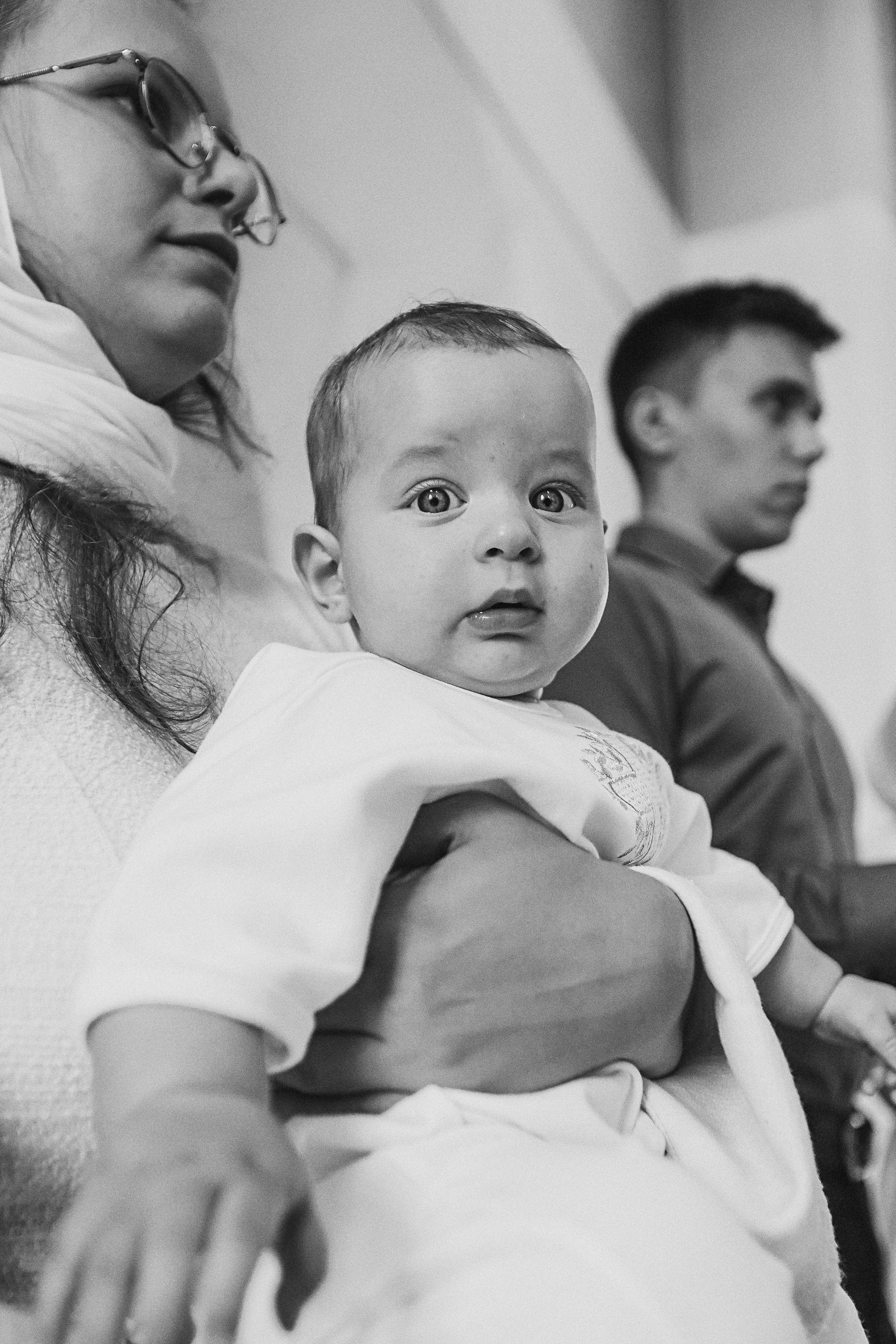 Крещение церковь около моста влюбленных. Семейный фотограф Тюмень, фотограф на роды Салмина Мария