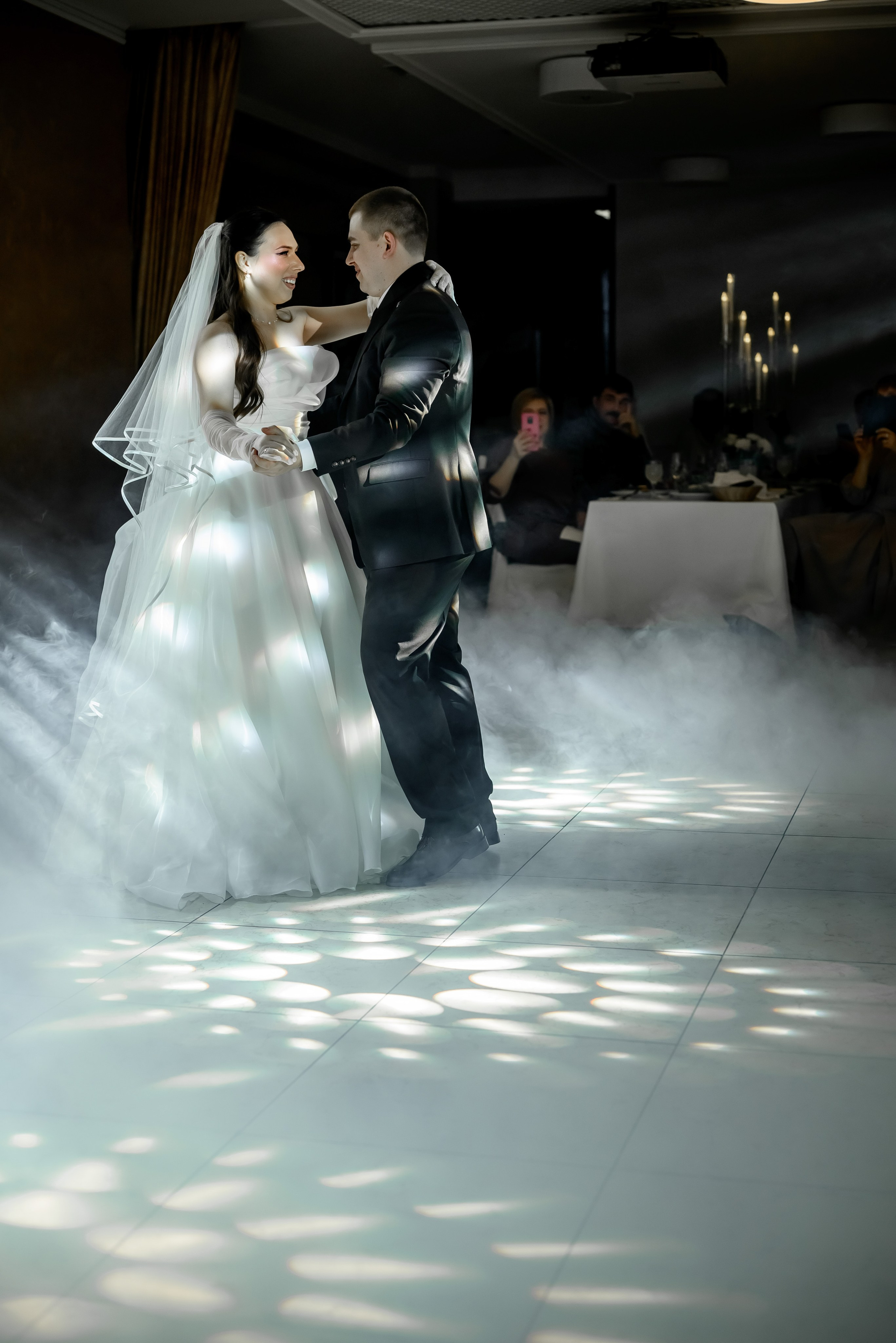 Юлия и Денис. Юлия Басня семейный и свадебный фотограф в Донецке