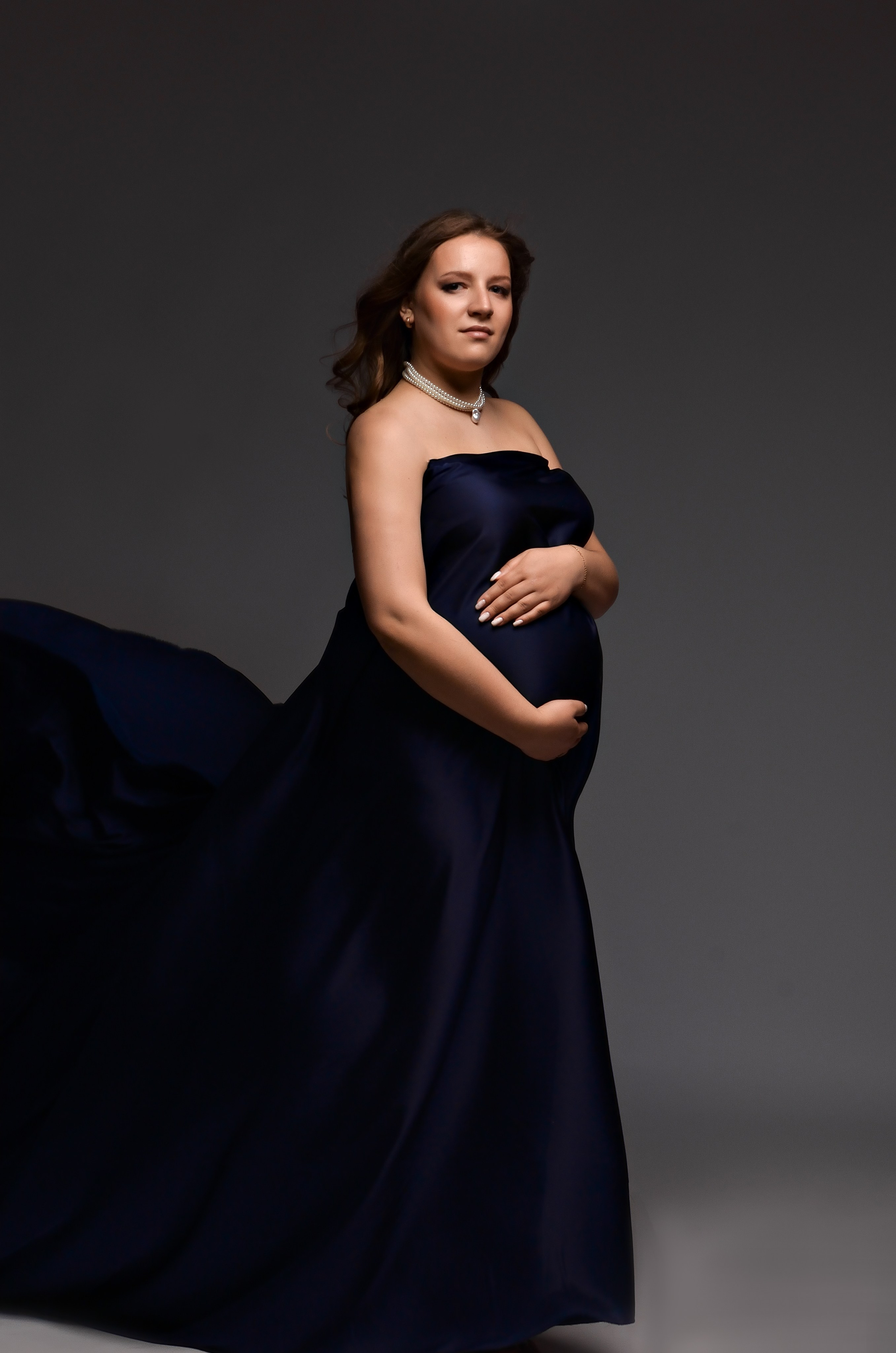 Беременность. Индивидуальные, семейные, студийные съемки в Серпухове и за пределами