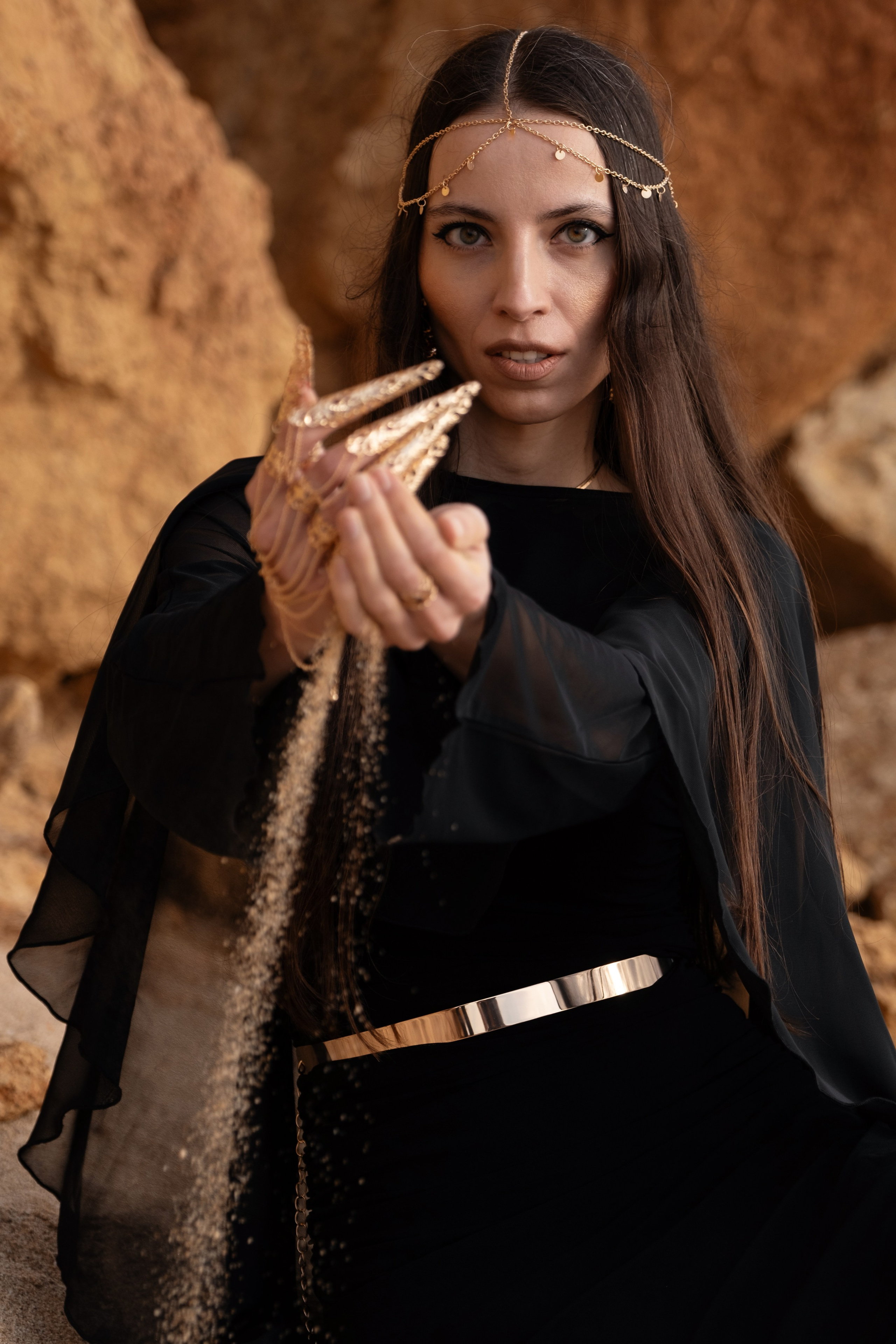 Фотосессия у моря, арабская эстетика. Профессиональная фотосъемка в Крыму. Натуральные эмоции и живые кадры. Забронируйте дату прямо сейчас!