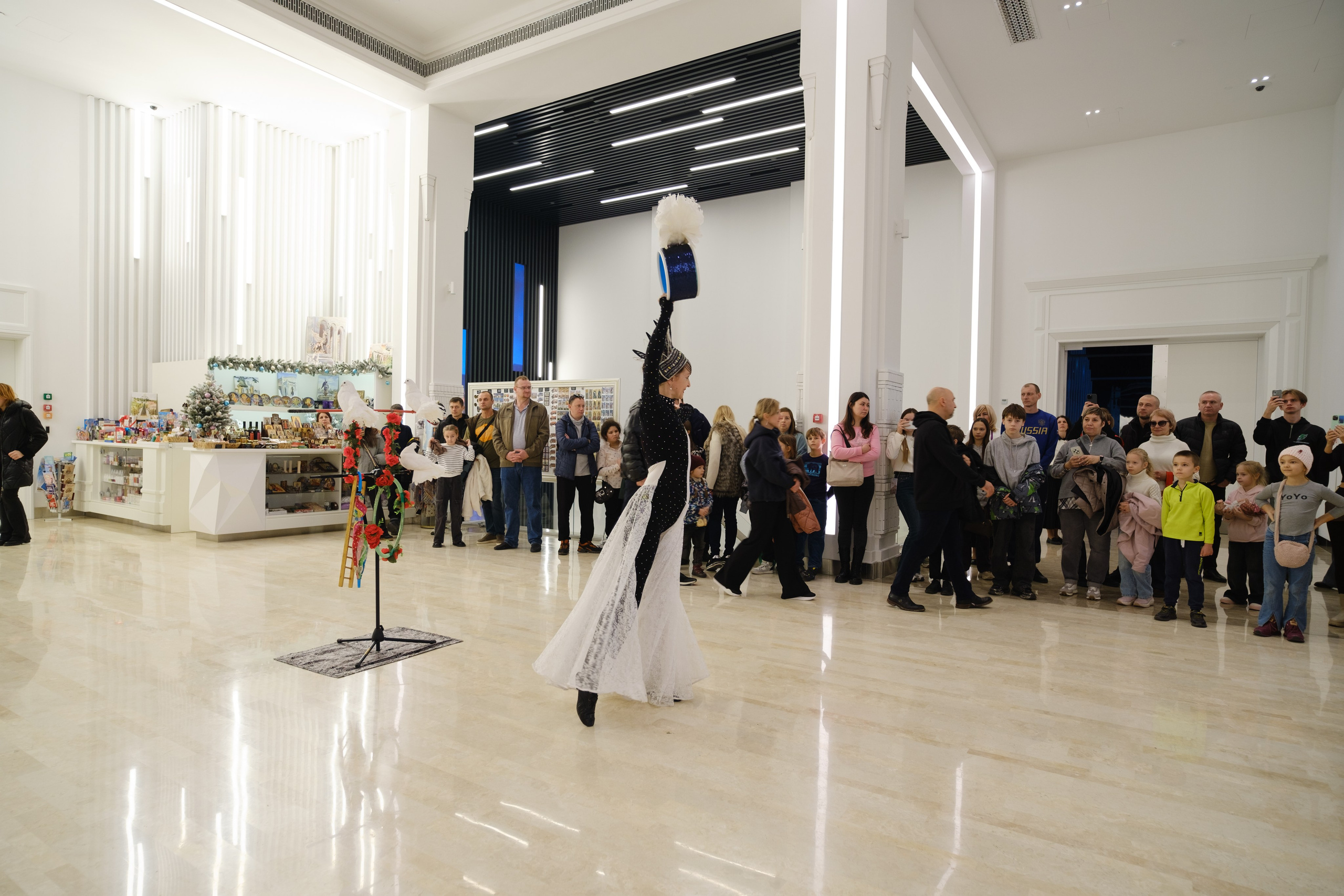 Новогодний репортаж из парка «Новый Херсонес» | Фотограф Илья Желдак. Профессиональная фотосъемка в Крыму. Натуральные эмоции и живые кадры. Забронируйте дату прямо сейчас!