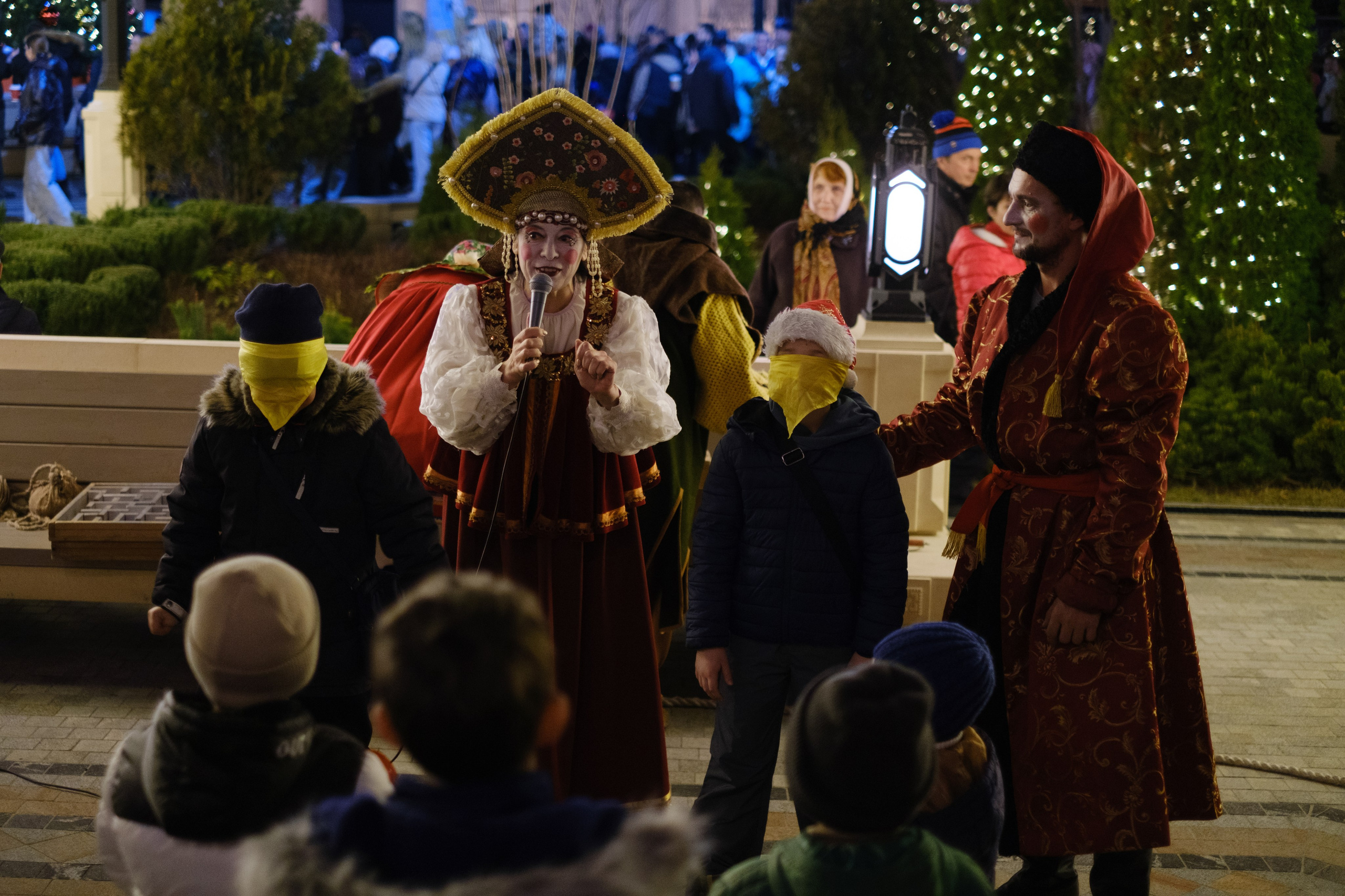 Новогодний репортаж из парка «Новый Херсонес» | Фотограф Илья Желдак. Профессиональная фотосъемка в Крыму. Натуральные эмоции и живые кадры. Забронируйте дату прямо сейчас!