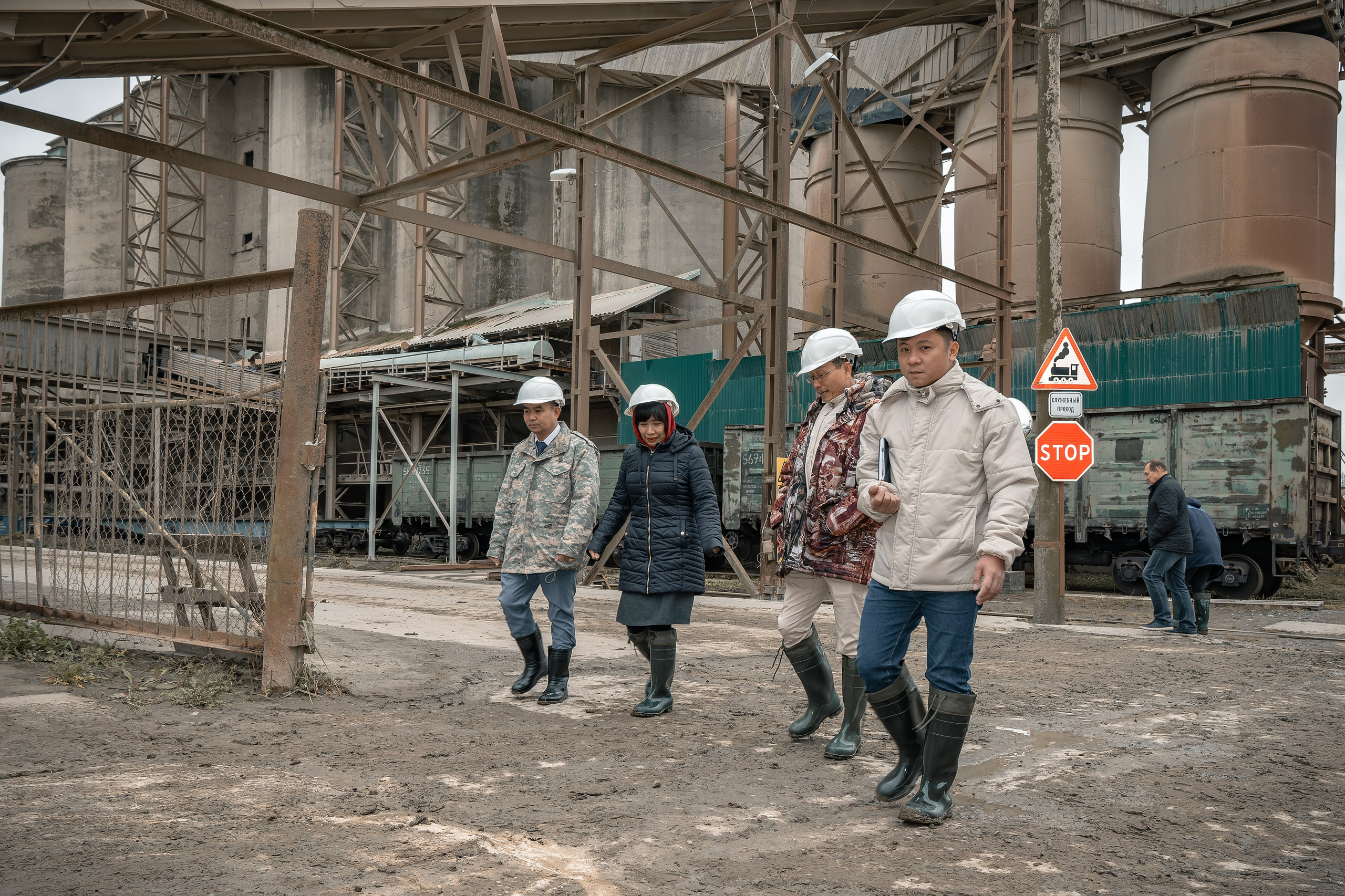 Реверсная конференция из Вьетнама в Брянскую область 2023. ФОТОГРАФ ЧИКАЧЕВ КИРИЛЛ