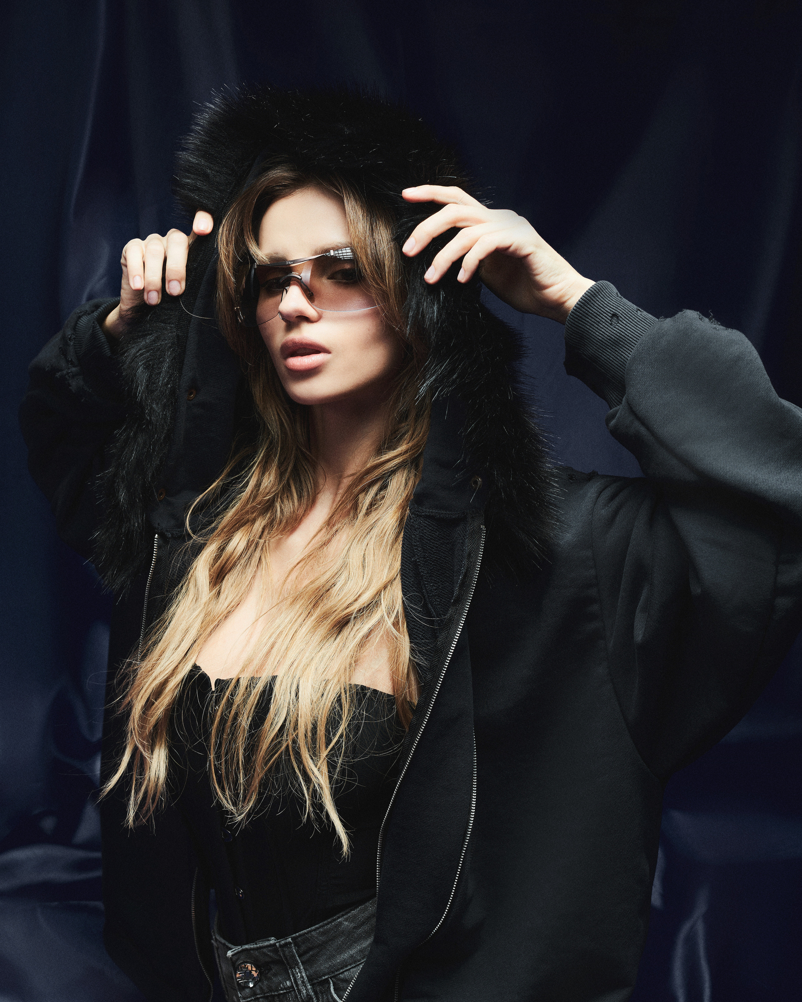 LOVV66 X ARIGINS. DINIS MUSTAFIN | PHOTOGRAPHY