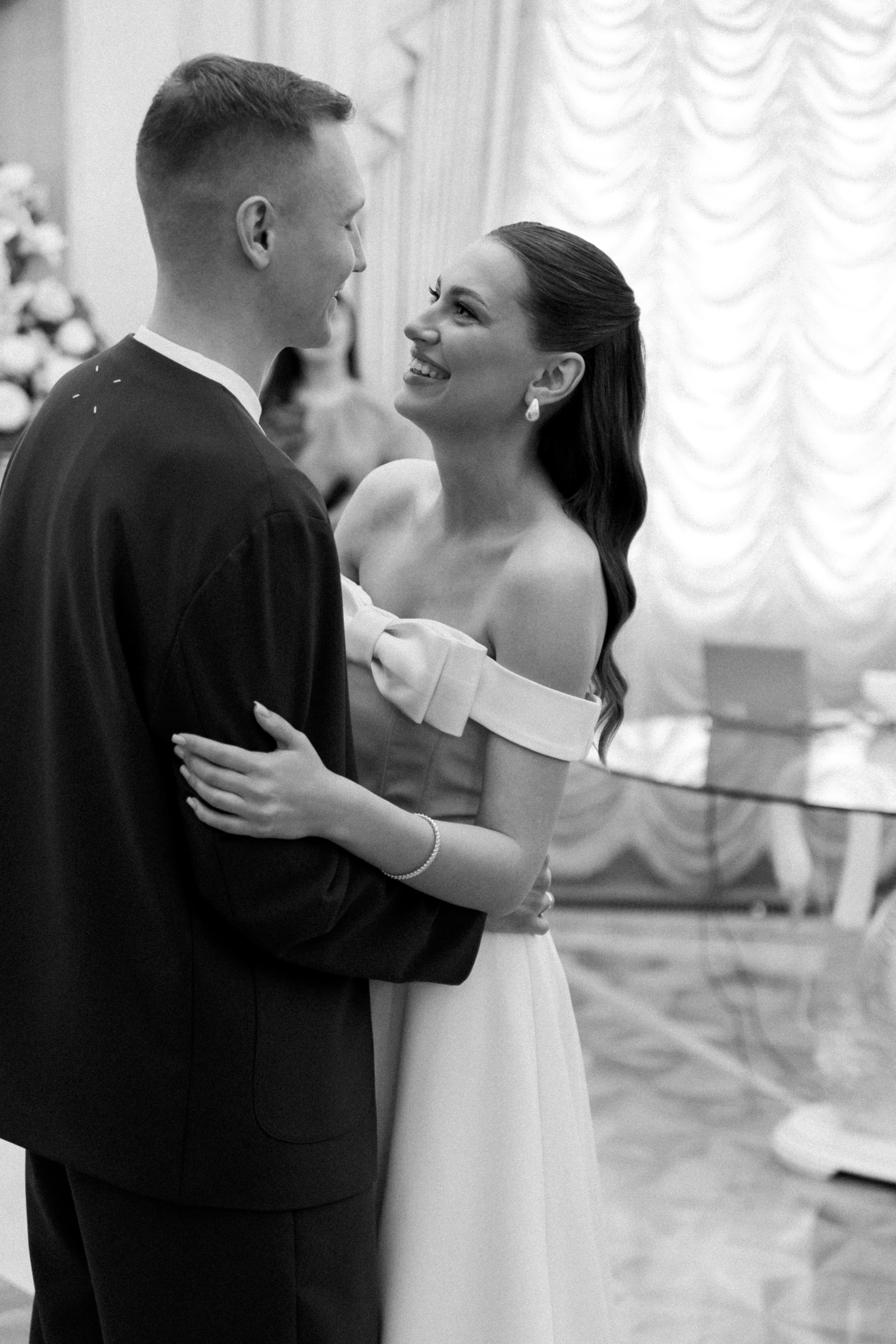 Виктор и Александра. Фотограф Тюмень Пушковская Кристина