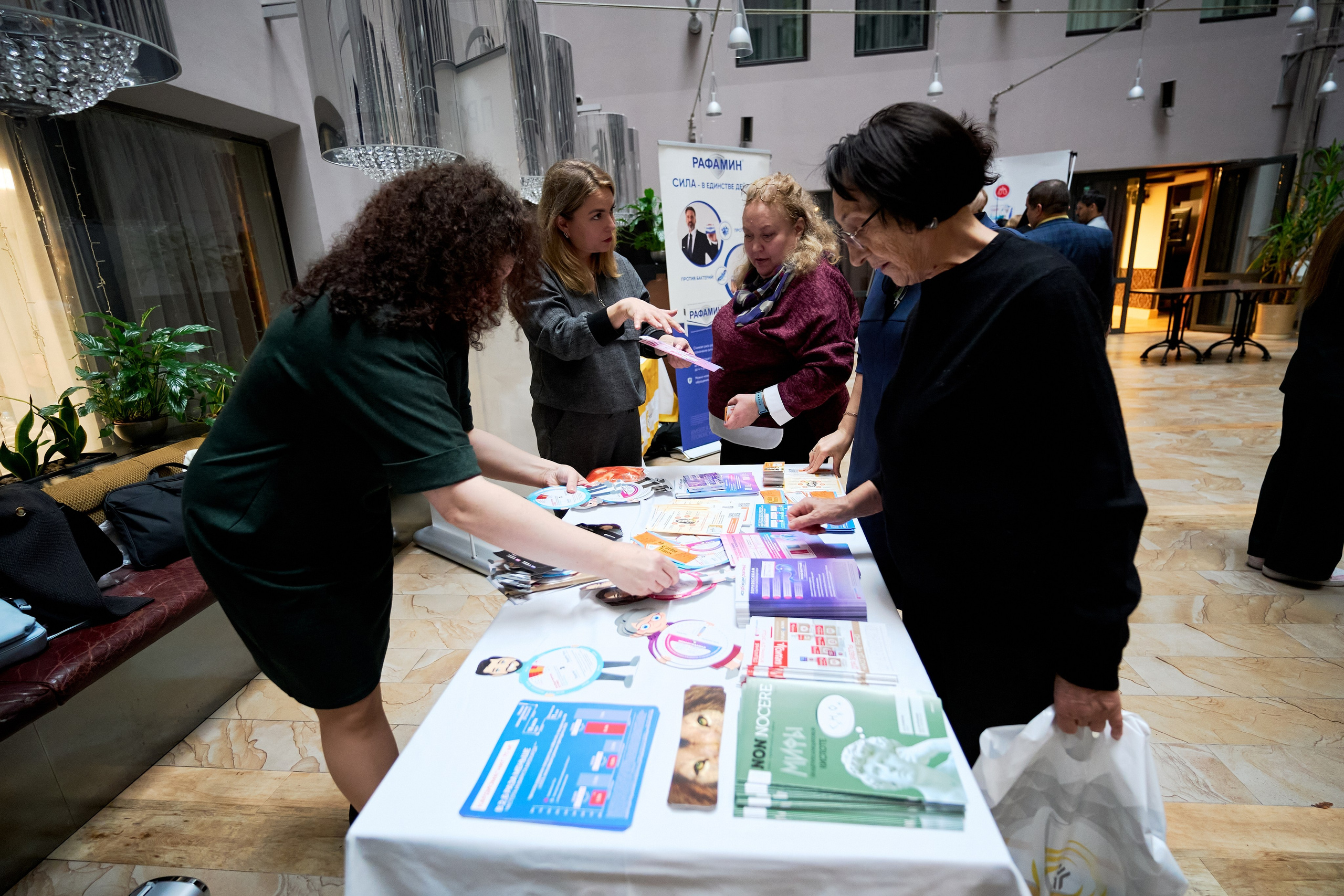 Медицинский форум СПБ 2025. Фотограф-видеограф в Санкт-Петербурге Владимир Нестеров