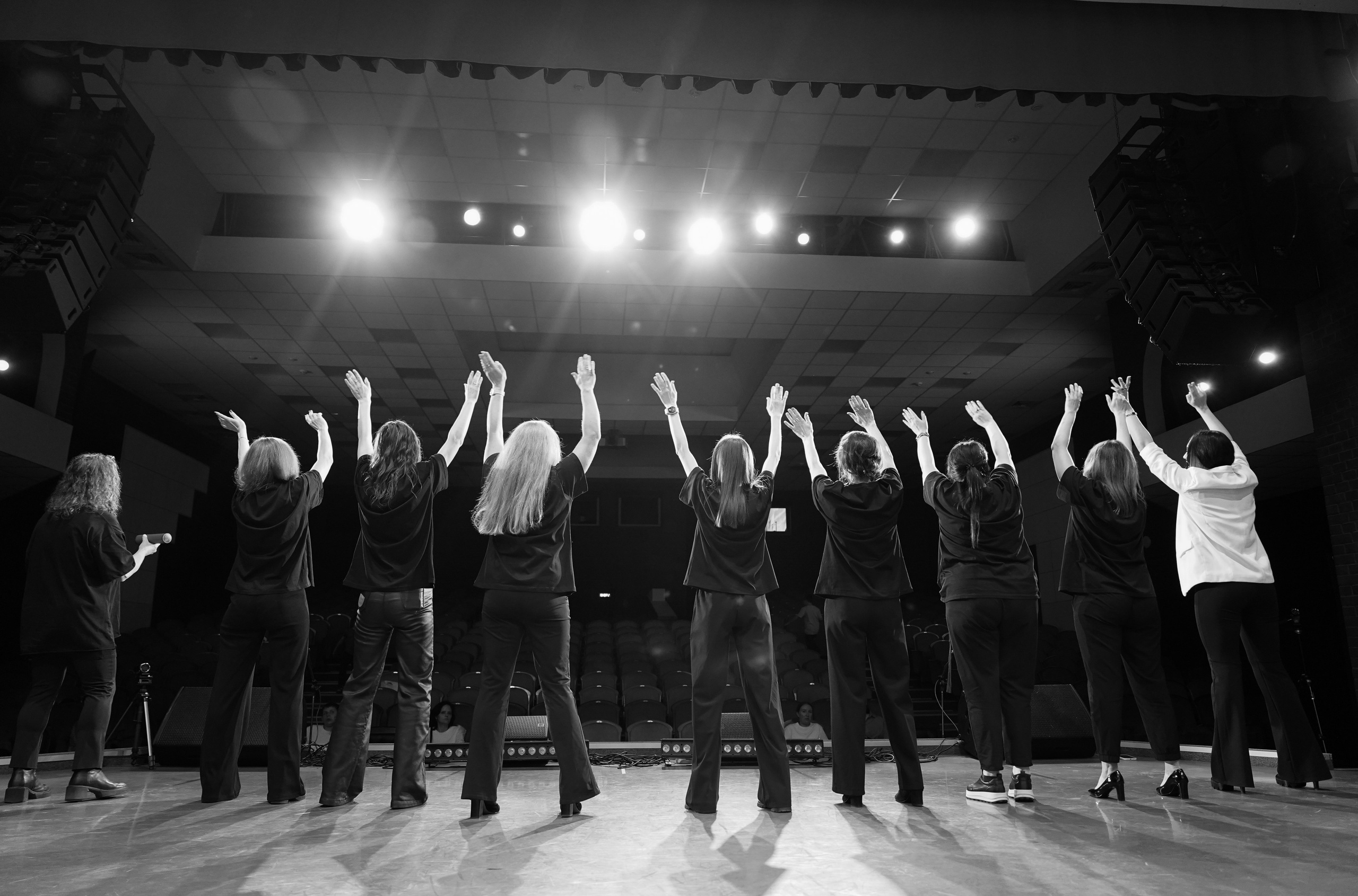 Репортаж выставки и концерта ко дню информирования об аутизме. Детский, семейный фотограф: newborn, беременность, годовасие, репортаж. Москва