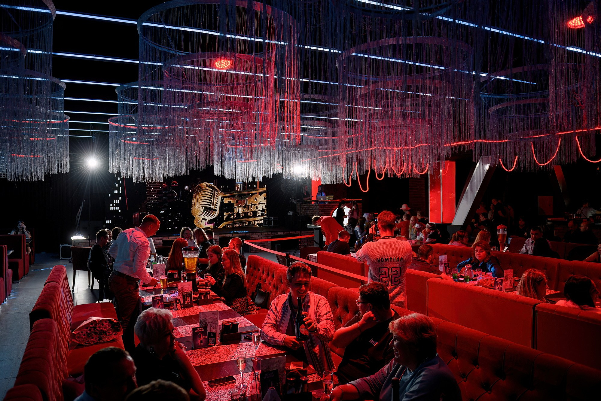 Караоке-проект «Голос большого города». Свадебный и репортажный фотограф Никита Сницарев в Барнауле