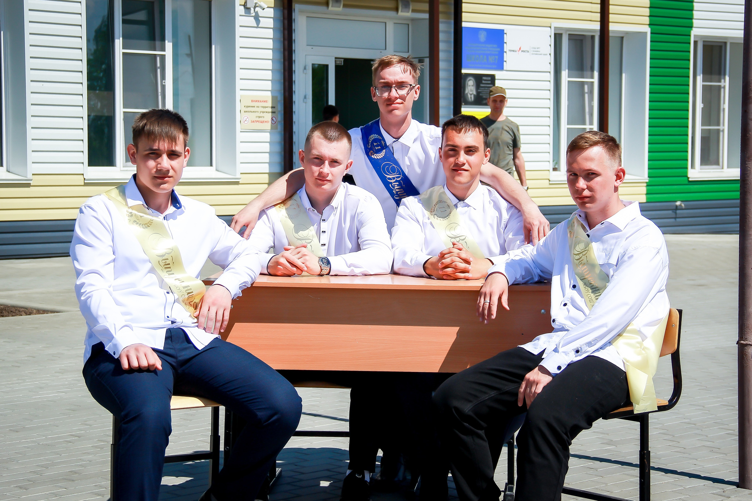 9-11 классы СЪЁМКИ ВЫПУСКНЫХ И ПОСЛЕДНИХ ЗВОНКОВ. Выпускные альбомы для школ и Детских садов в Барнауле /Выпускные/Свадебные/Детские/Семейные и др. виды съёмок /Фотограф Вера Валейко