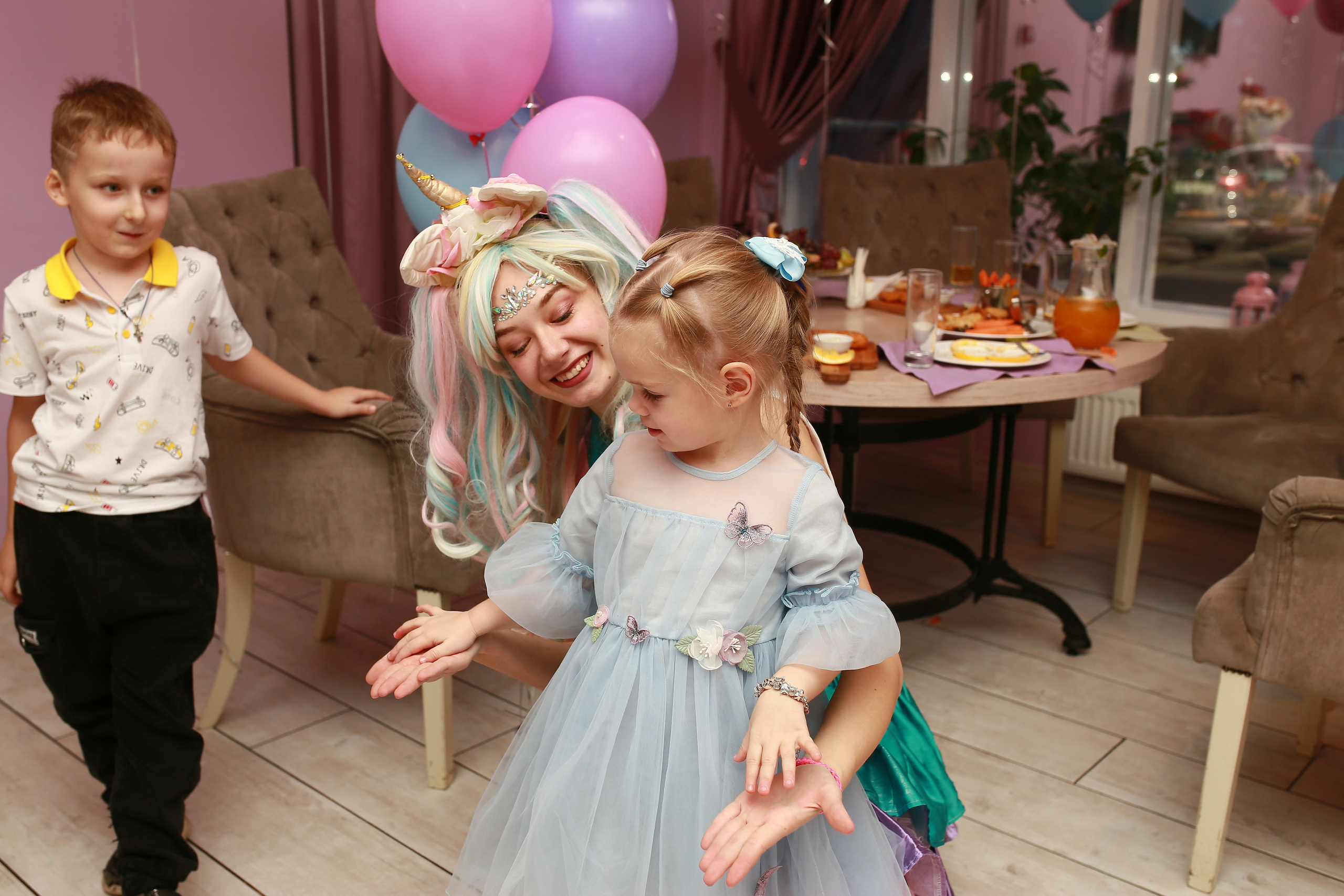 Алисе 4 года. Фотограф Москва Лара Чайка