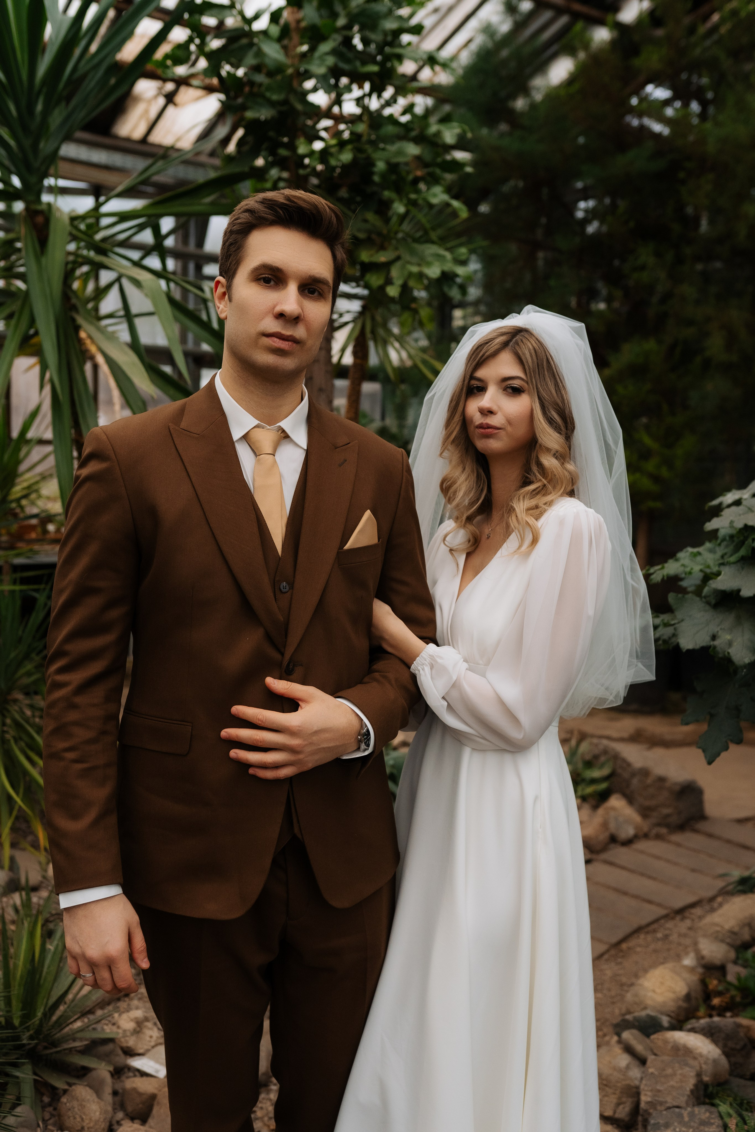 Свадебная фотосессия в оранжерее, Москва. Свадебный фотограф в Москве Анна Полушина