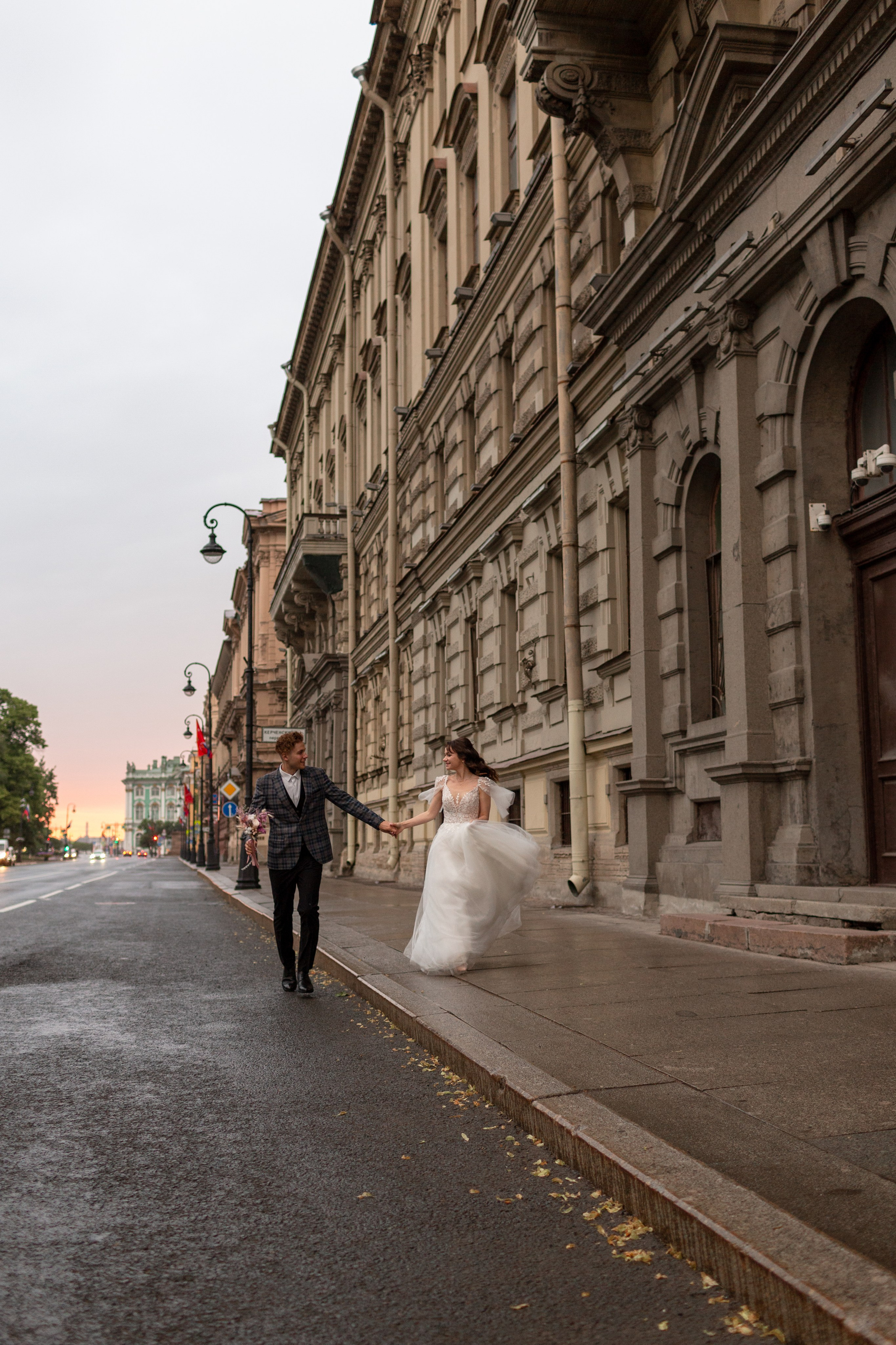 Свадебная фотопрогулка. Свадебный фотограф Кирилл Белый