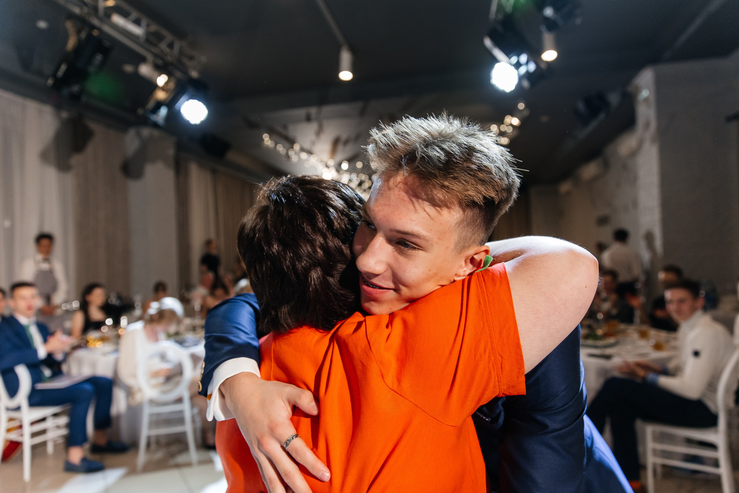 2023-06-23 Выпускной МБОУ СОШ № 10. Фотограф в Красноярске