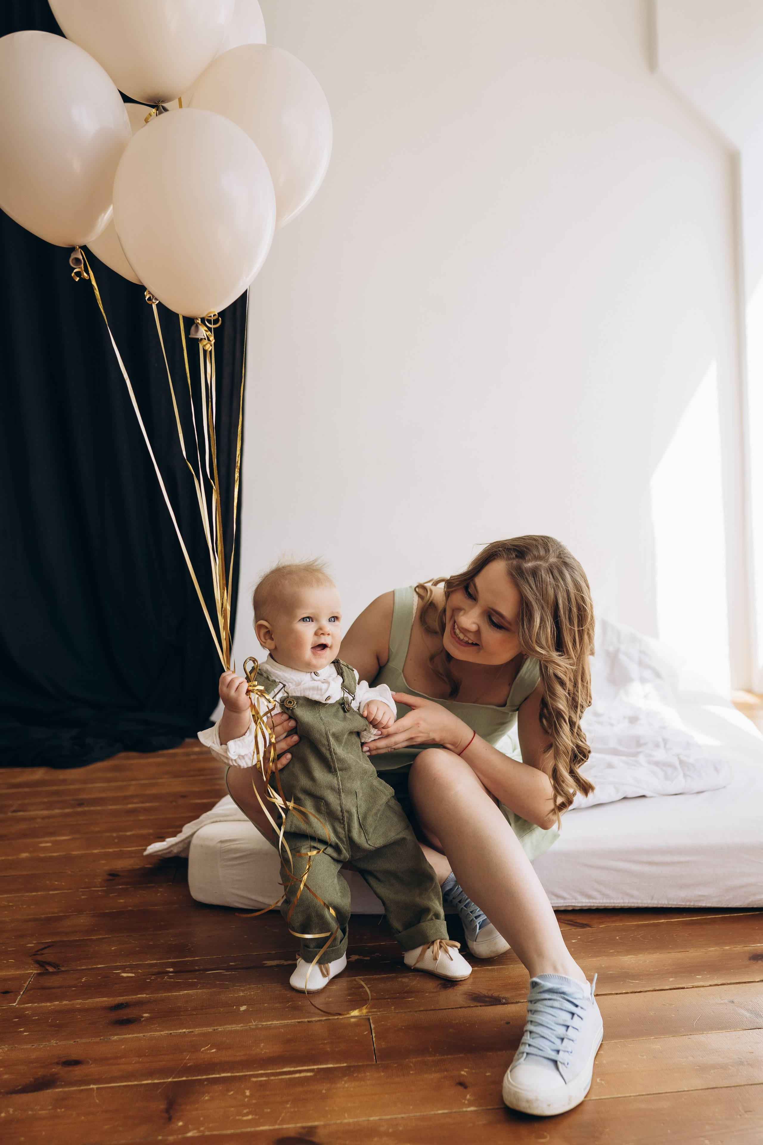 Семейная фотосессия в студии в Москве, семейный фотограф Анна Полушина. Свадебный фотограф в Москве Анна Полушина