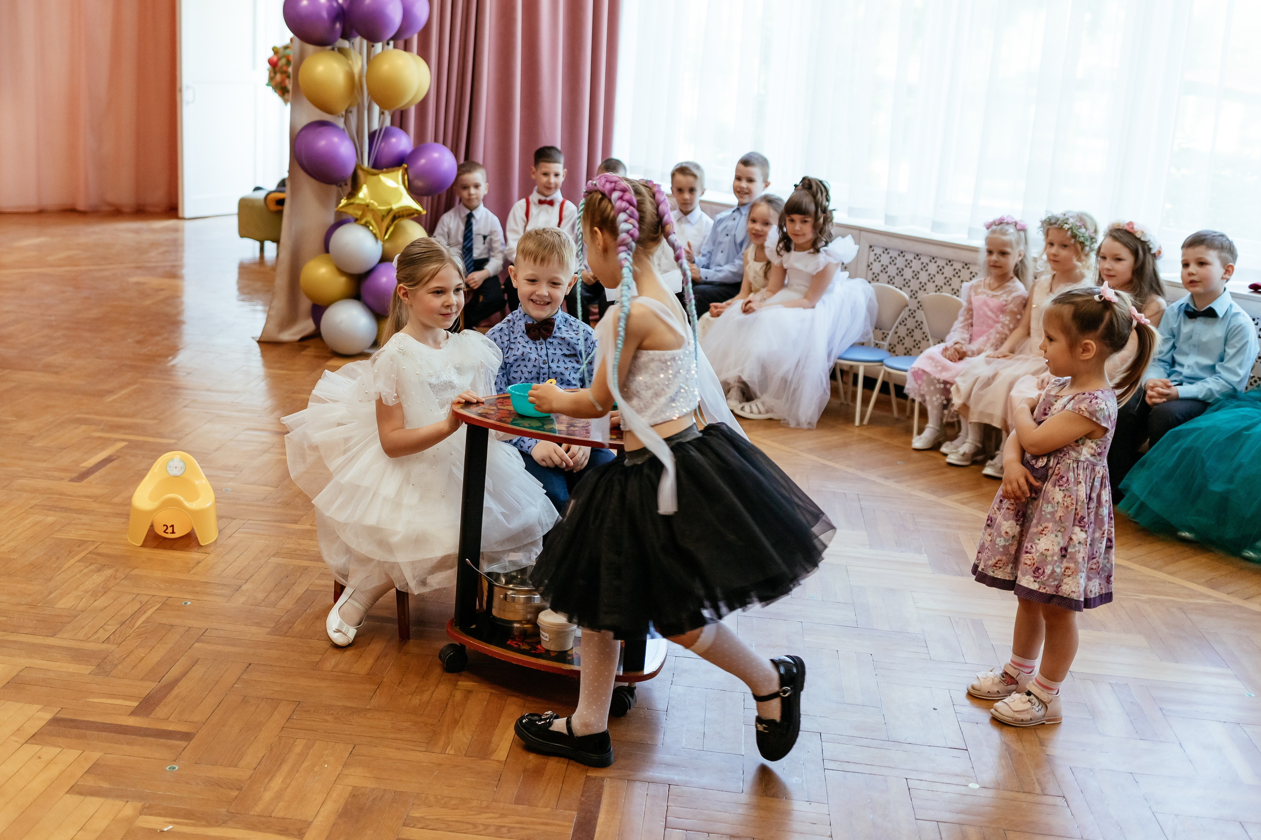 Праздник в детском саду. Семейный фотограф в Минске Приболовец Светлана