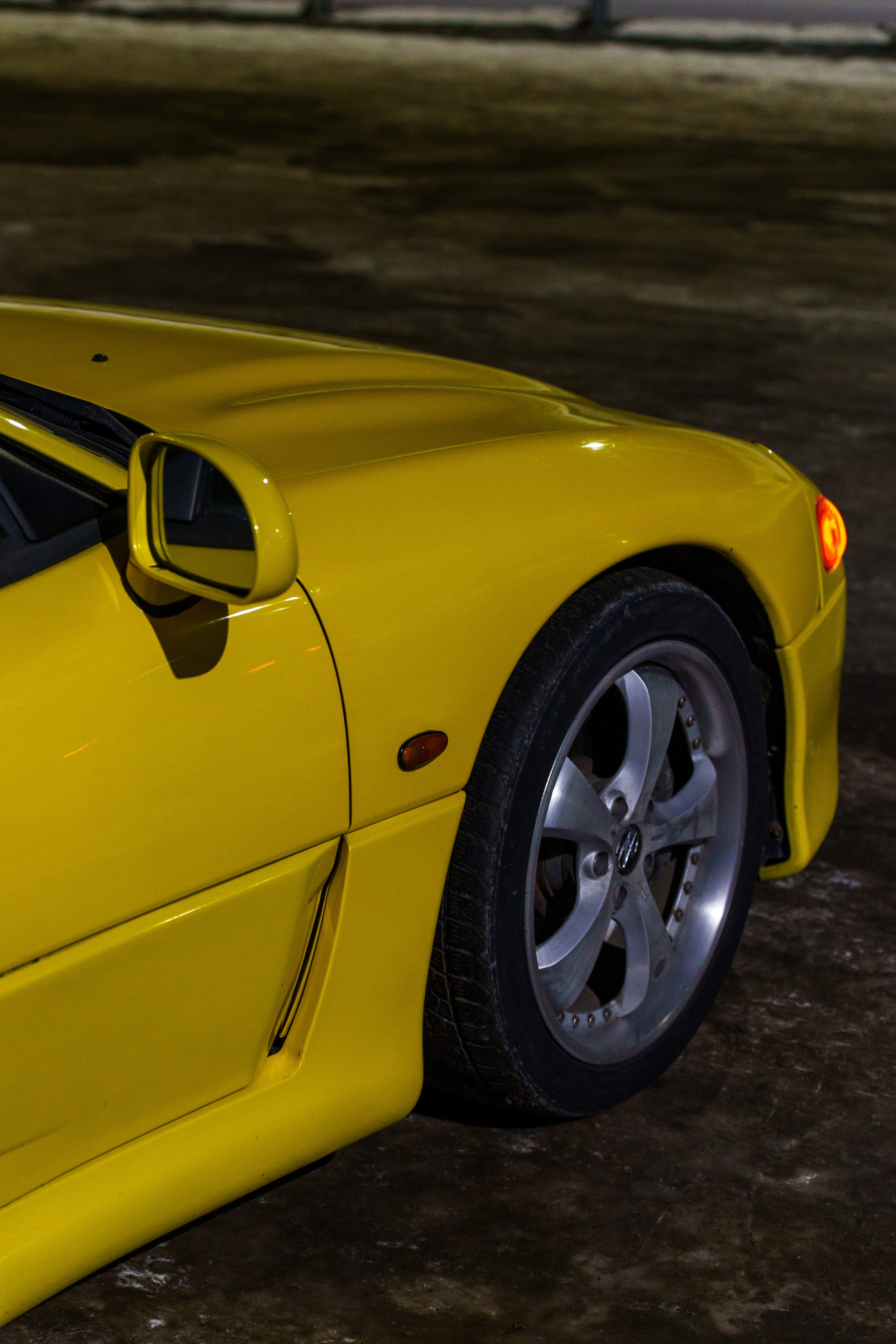 Mitsubishi GTO 25'. Фотограф, видеограф и пилот дрона на Байкале