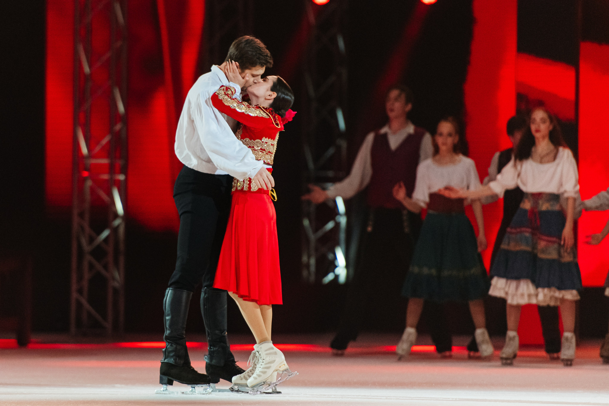 ШОУ Ильи АВЕРБУХА. ДИНА МИХНЕВА спортивный фотограф Москва