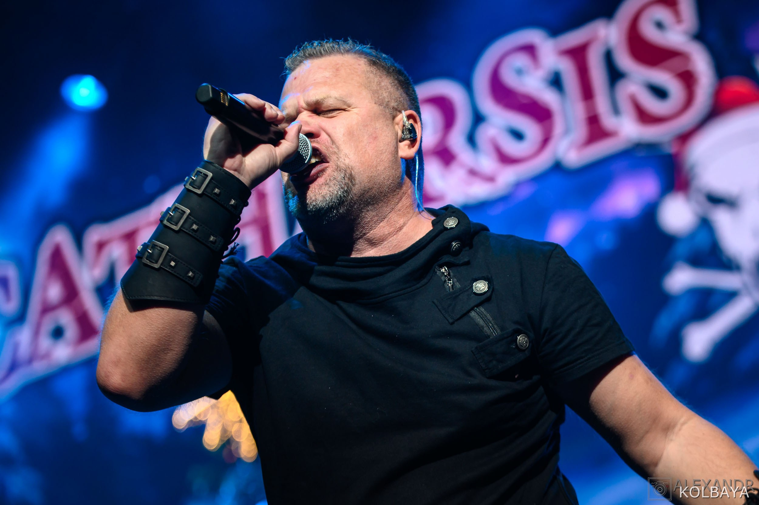Фоторепортаж с Метал-Елки 2026. Концертный и театральный репортажный фотограф в Москве Александр Колбая