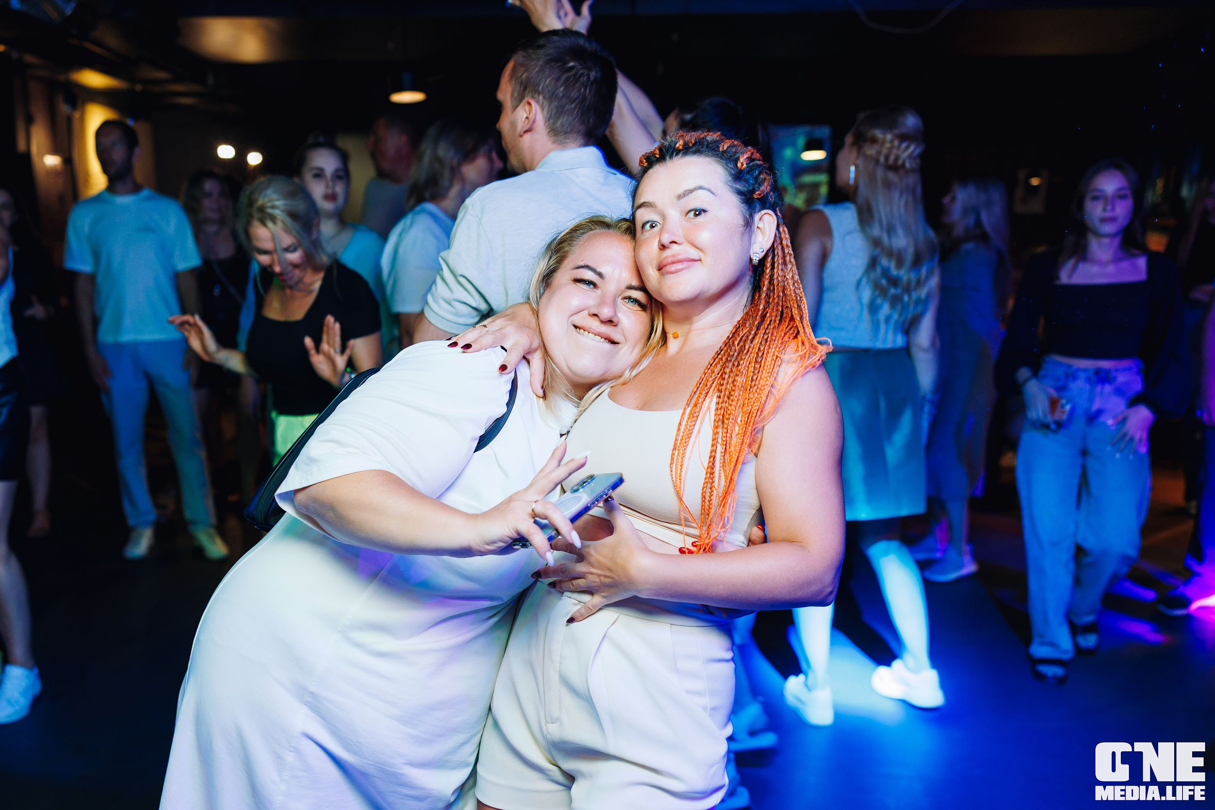 Фоторепортаж из бара Баррэ. One Media Life: фоторепортажи, фотоотчеты с мероприятий и заведений