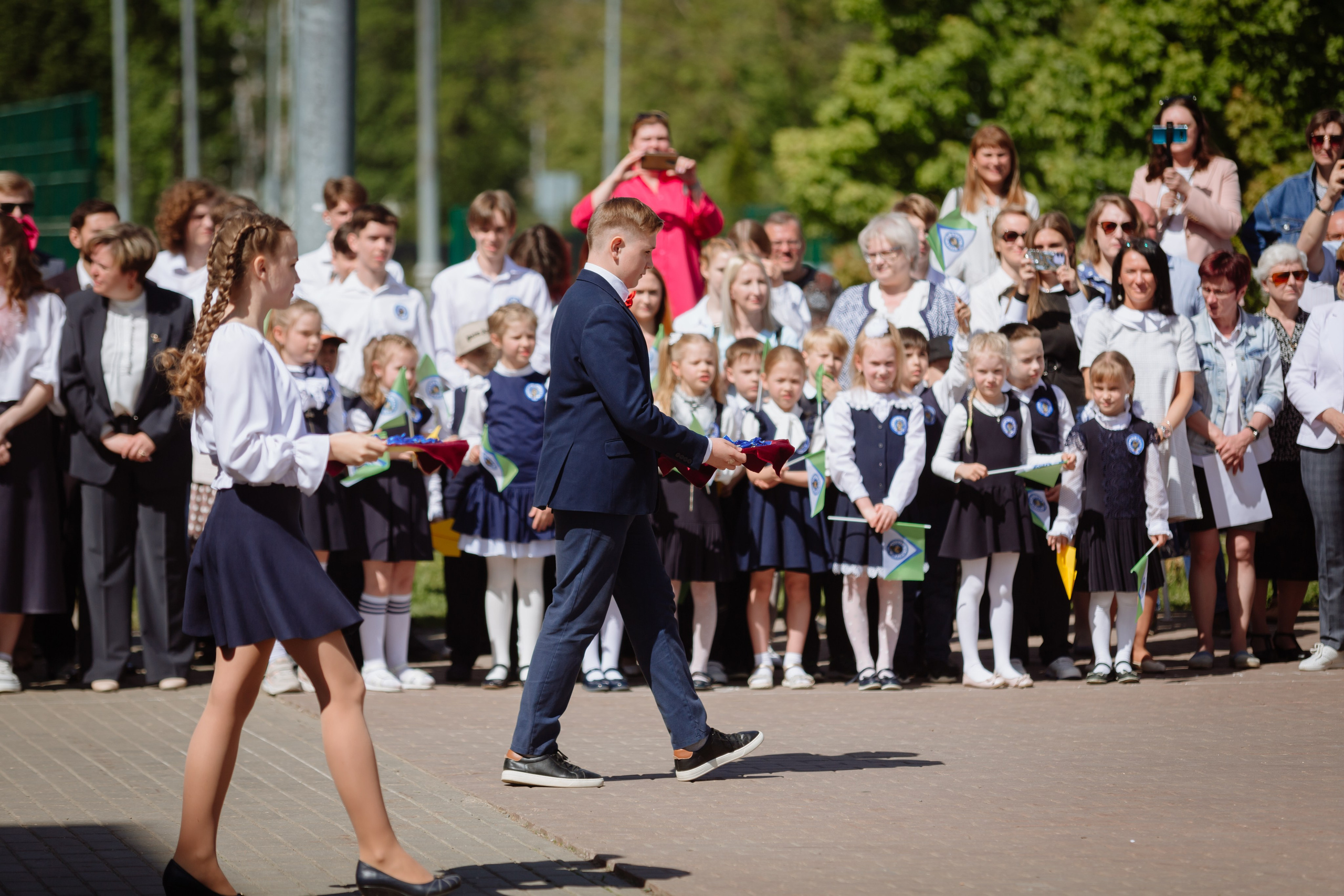 Последний звонок 2024 (2 часа фотосъемки). Профессиональный фотограф Надежда Антонова