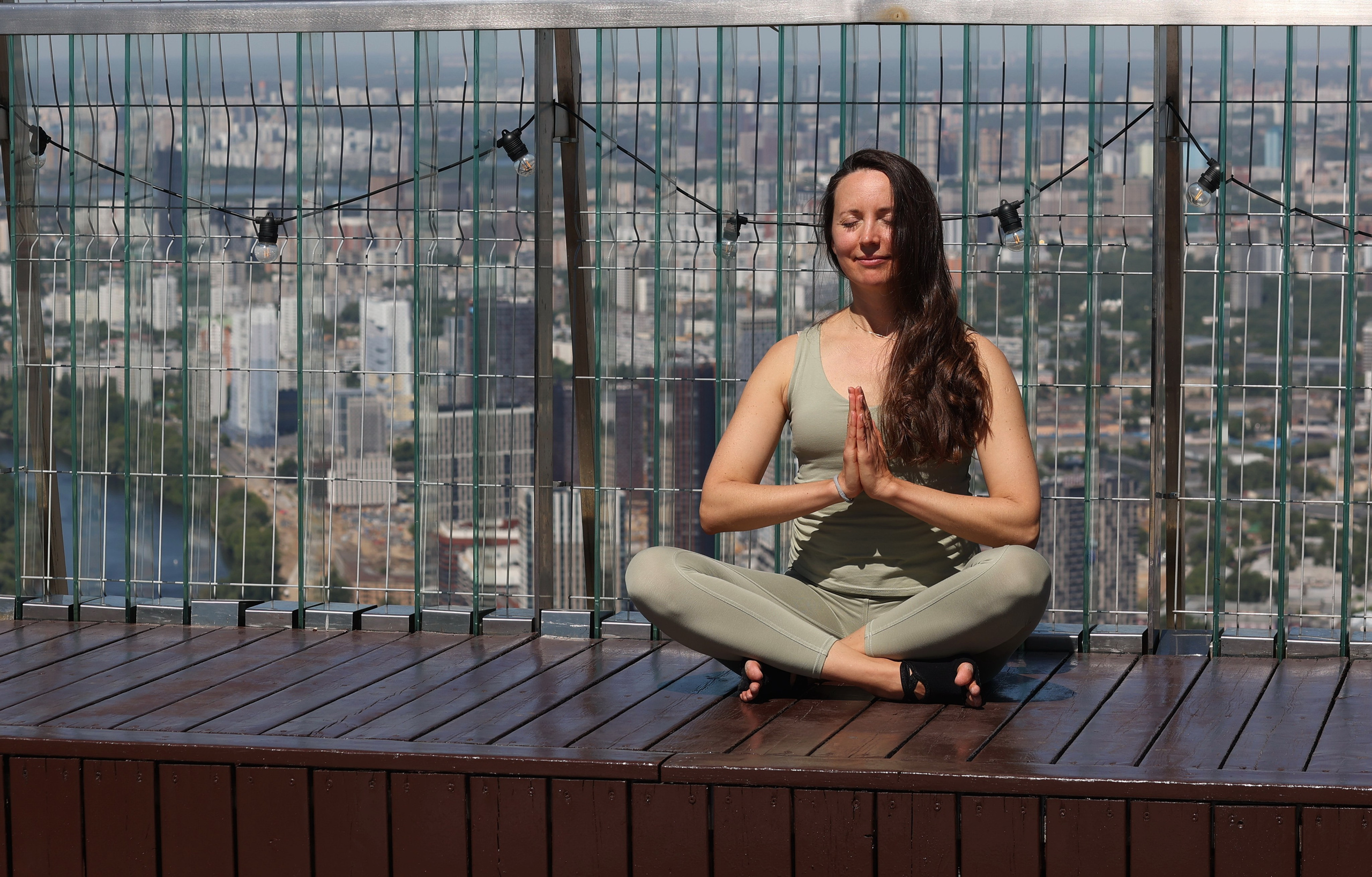 Йога на крыше Москва-Сити. Портретный фотограф Москва