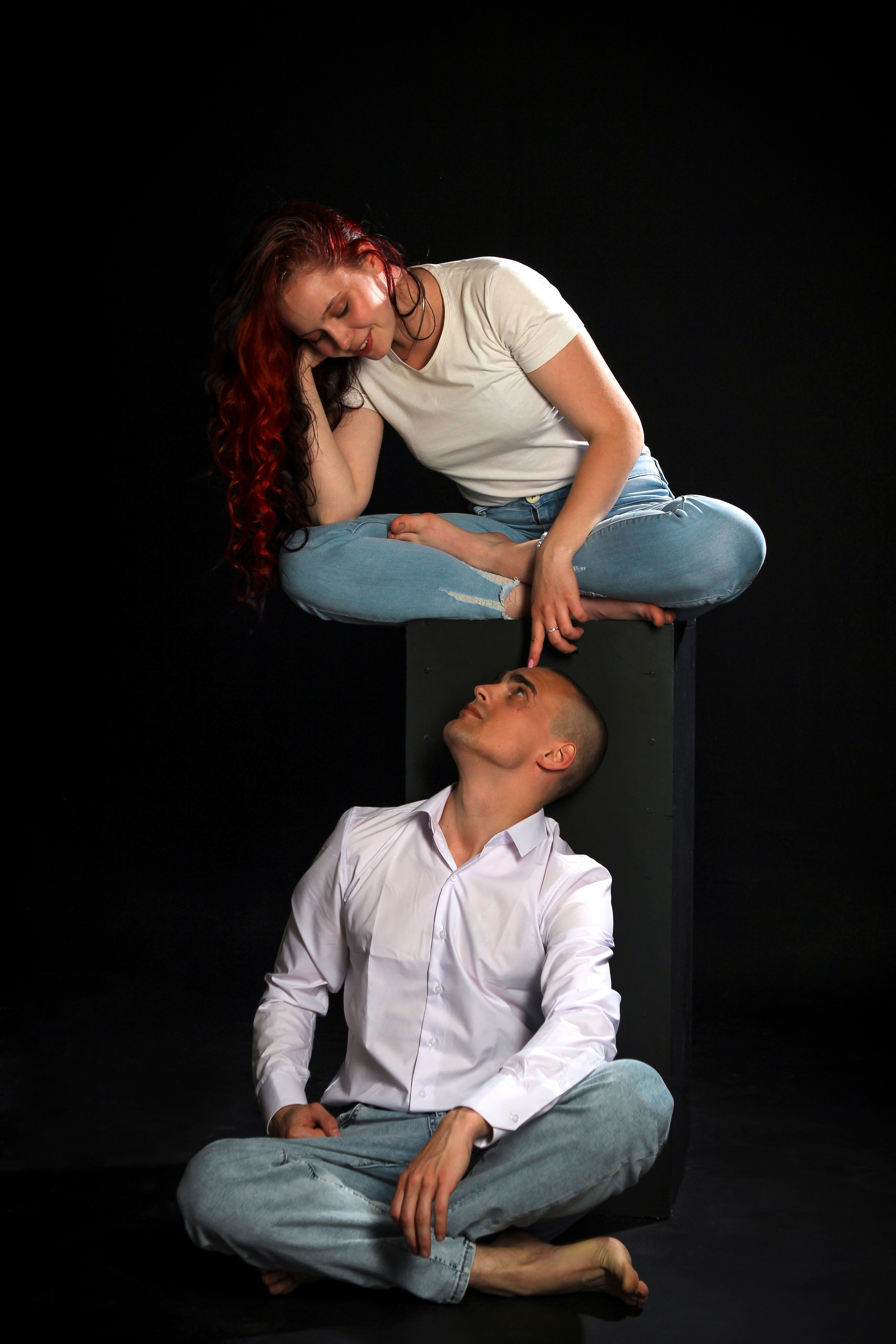 Минимализм. Костюмер, художник кино и телевидения в спб