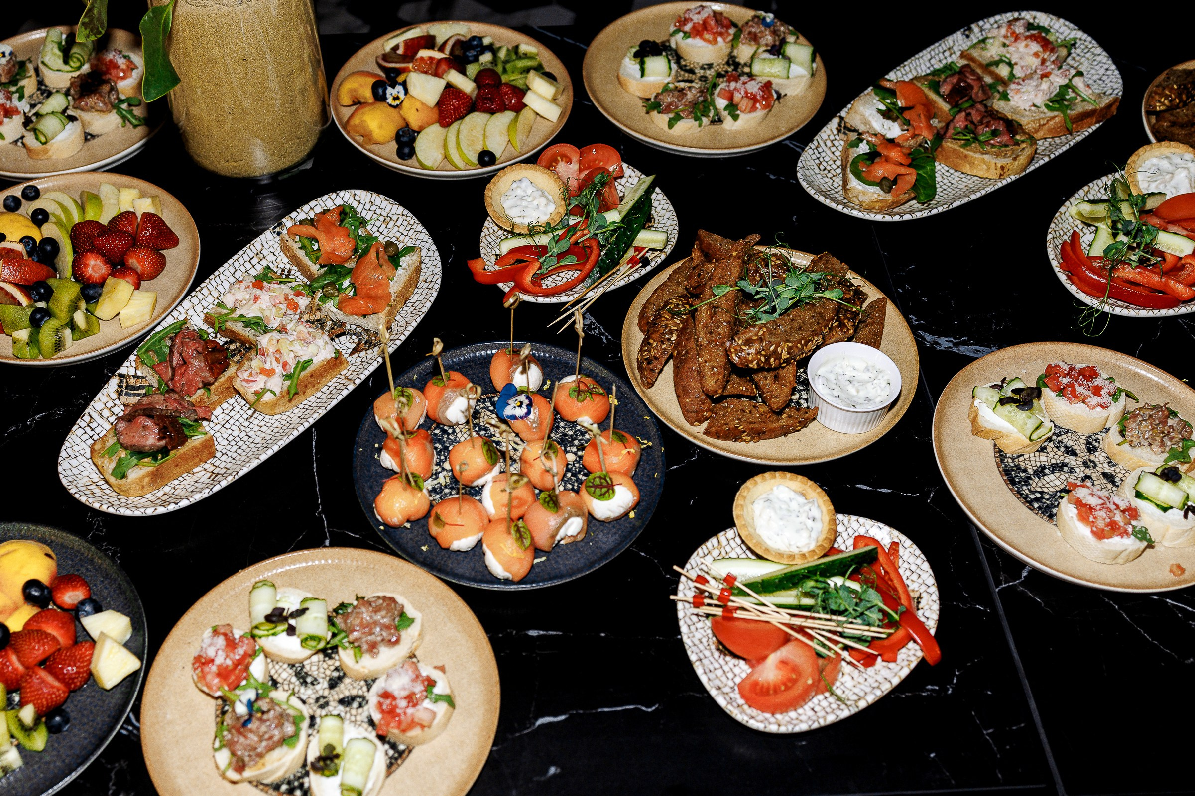 Фотограф на вечеринку спб. VERSLIBRE | Свадебный и репортажный фотограф в Санкт-Петербурге, Москве, и Поволжье