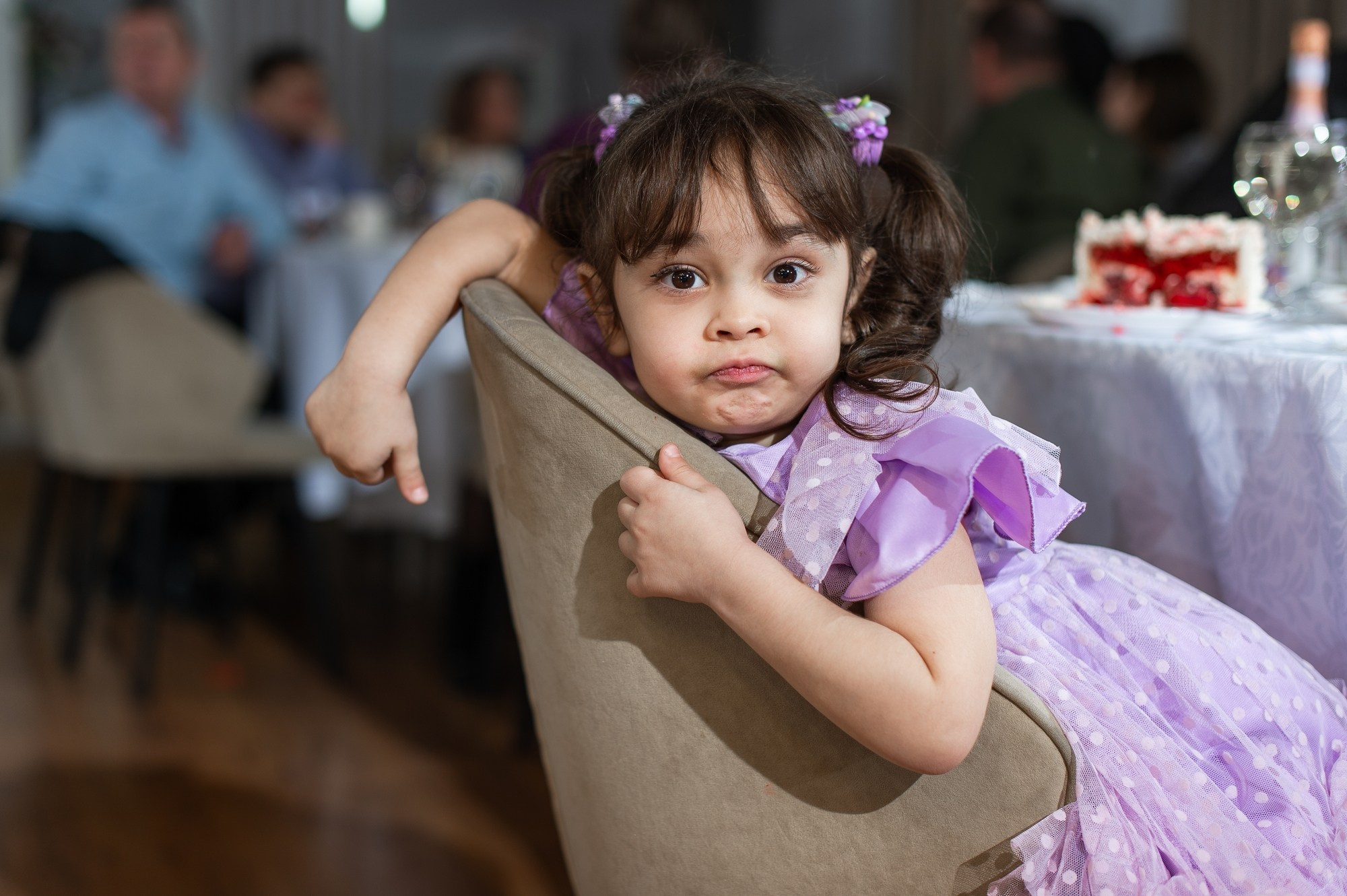 Студия и банкет. Свадебный и семейный фотограф в Омске Мормулев Михаил