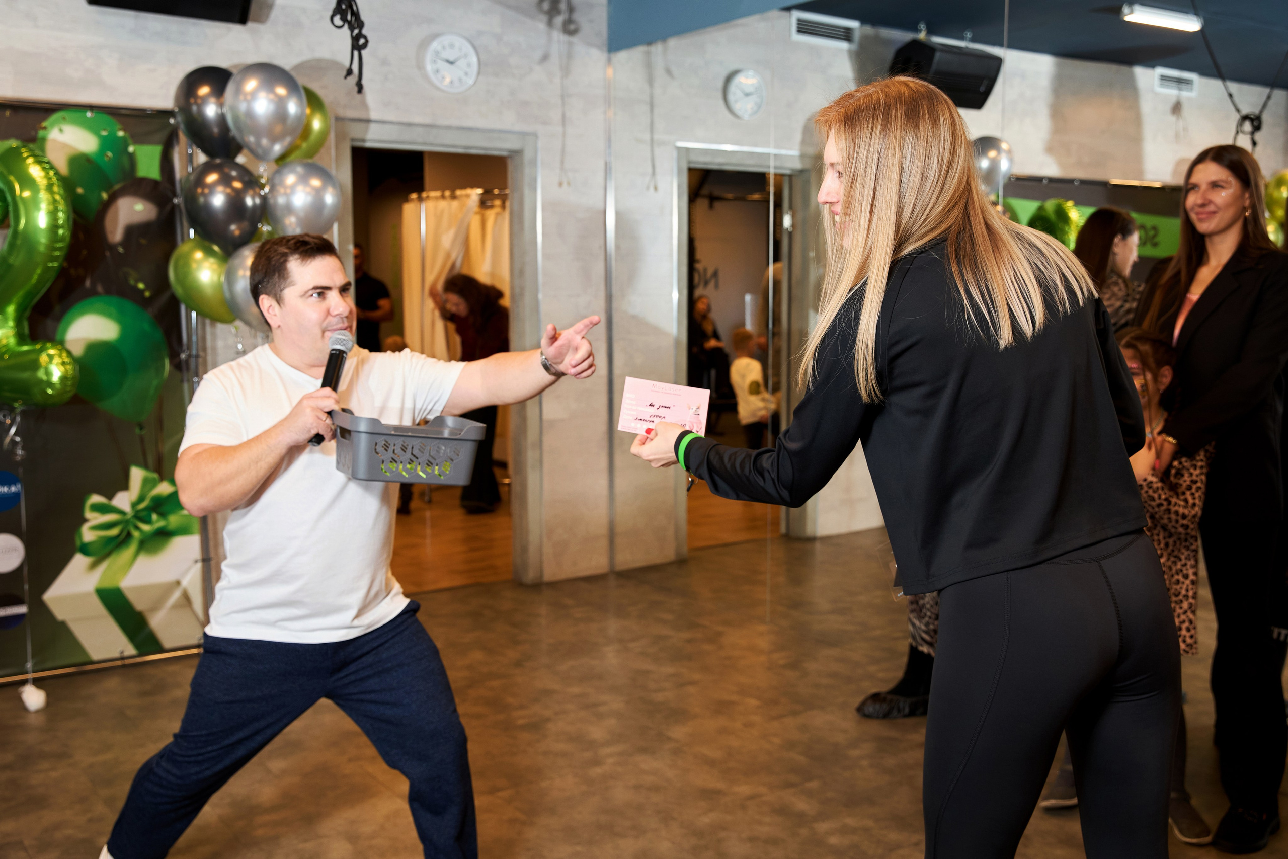 SQ — ФИТНЕС. 2 ГОДА. Фотограф Липецк. Фотограф в Липецке Татьяна Минаева. Портретный фотограф Липецк. Свадебный фотограф Липецк. Бизнес фотограф Липецк