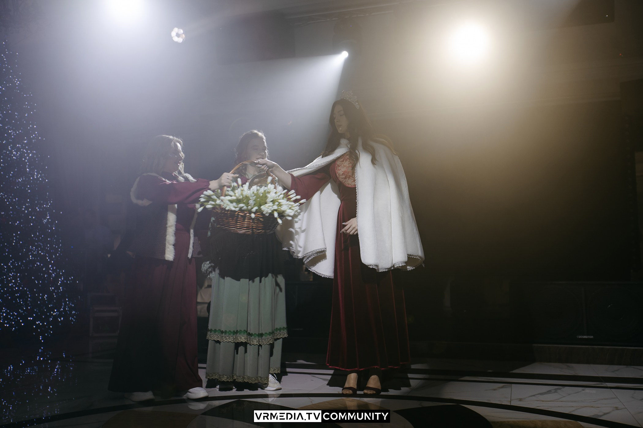 Мюзикл «12 Месяцев» в ресторане «Лазурный берег»