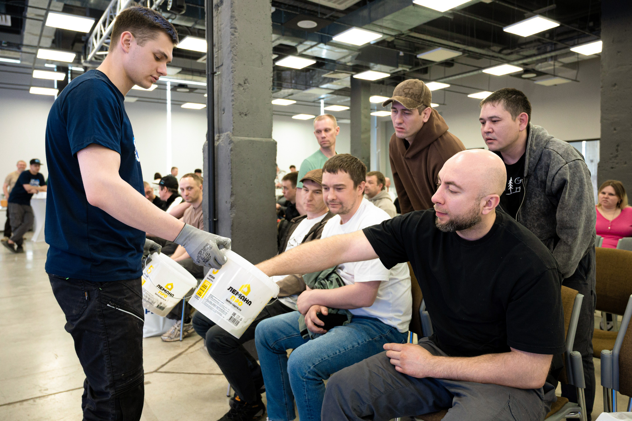 Форум от компании строительных материалов «Plitonit». Репортажный фотограф