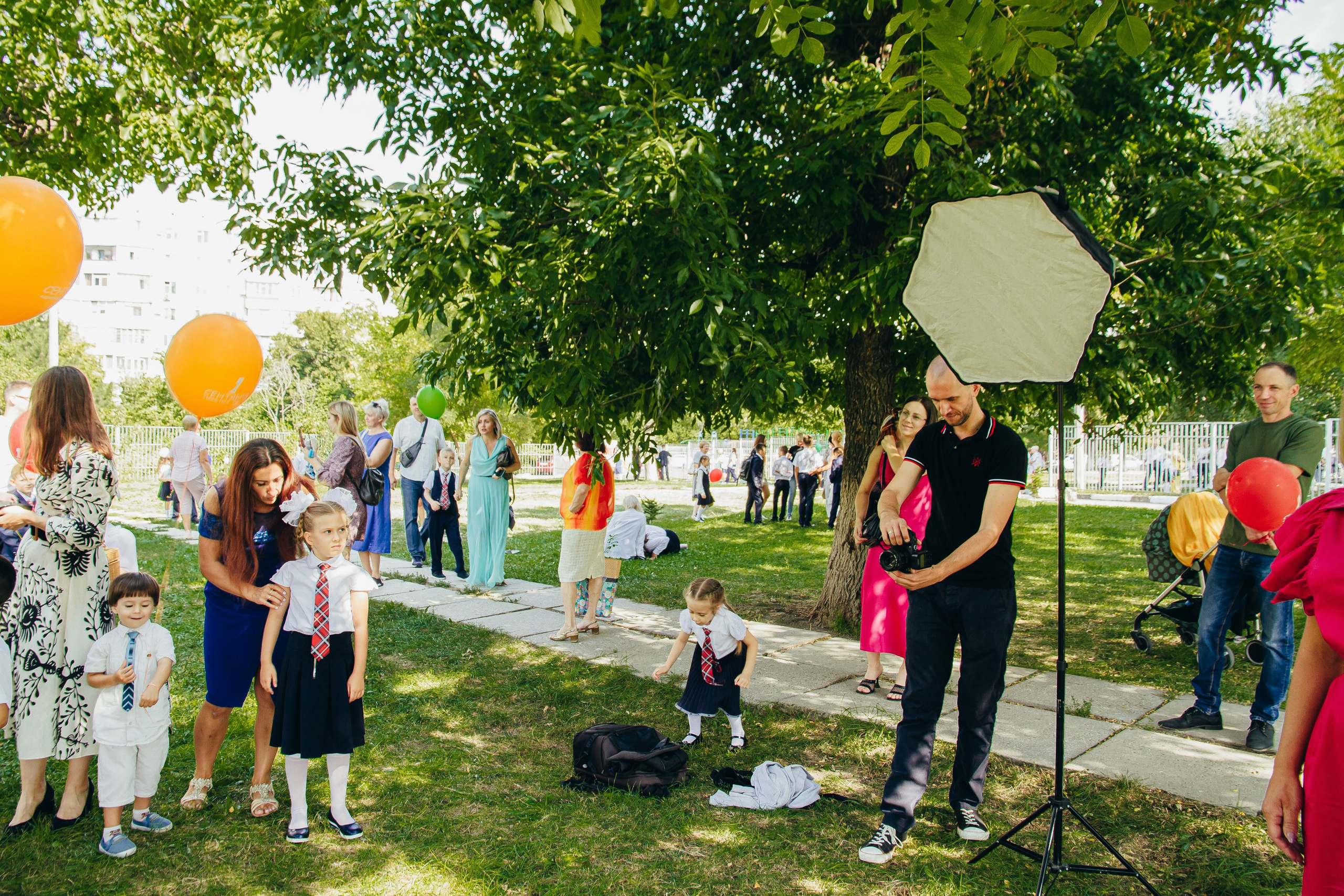 Backstage. Предметный фотограф в Симферополе Антон Катунин