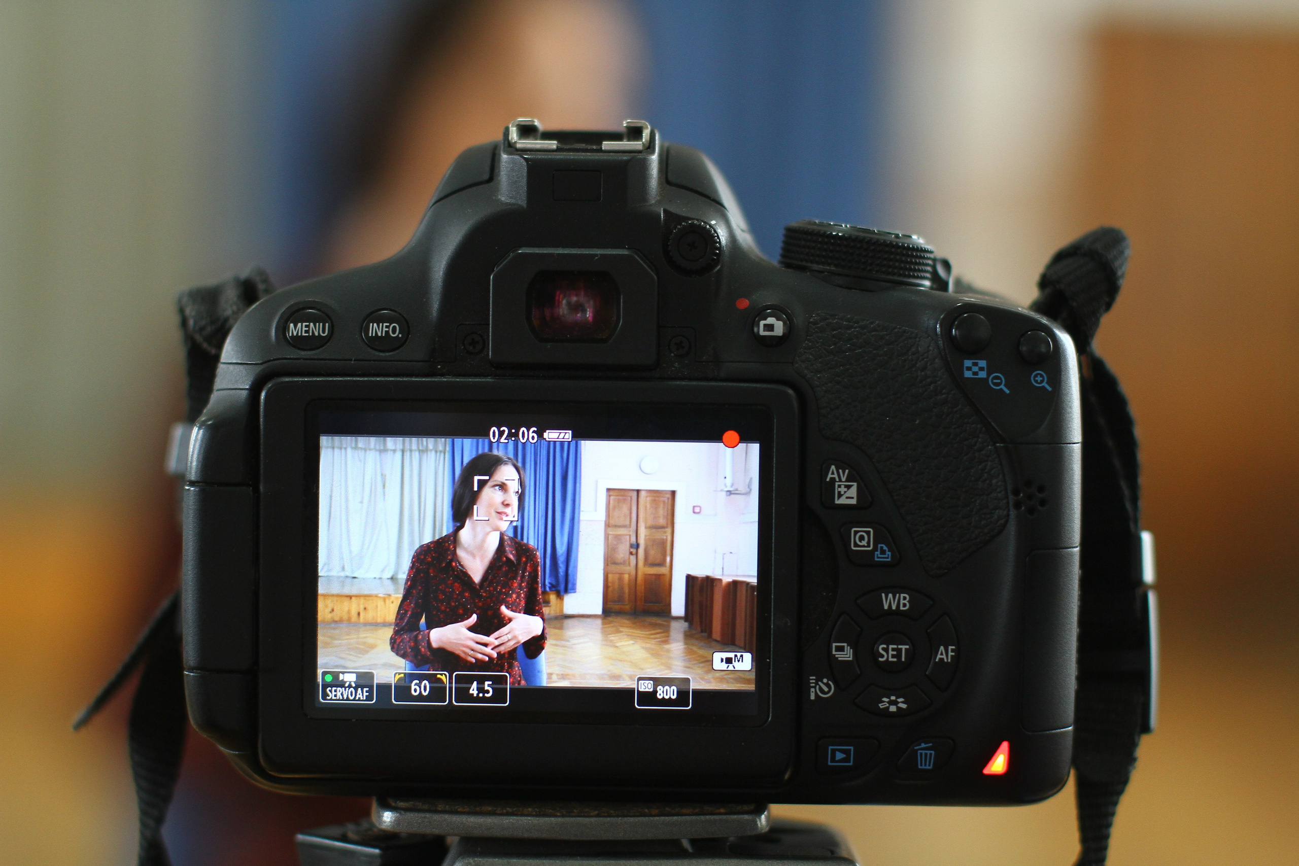 Backstage. Предметный фотограф в Симферополе Антон Катунин