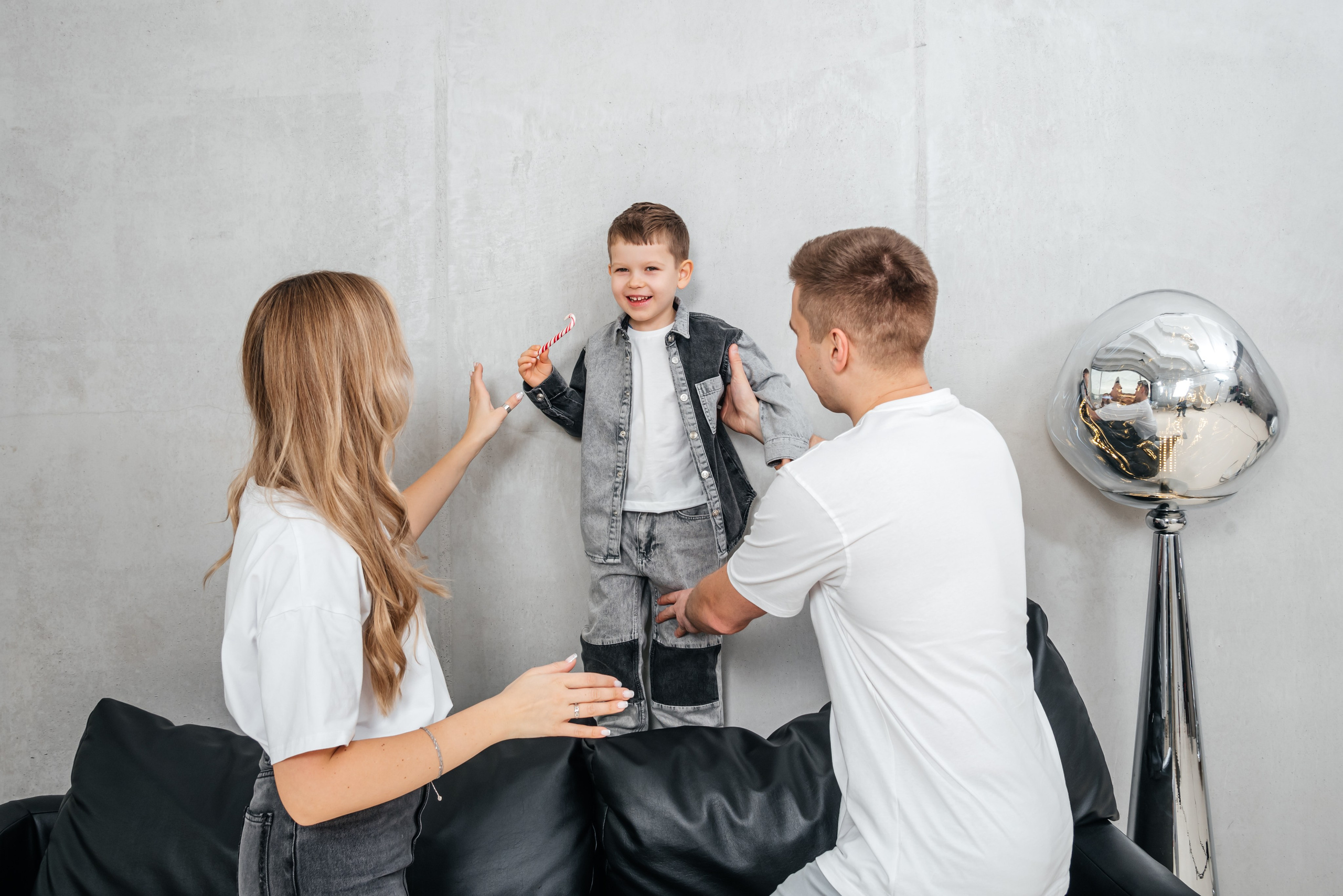 семейная фотосессия в студии, семейная фотосессия в студии с детьми, фотосессия с детьми, семейная фотосессия в студии идеи, детский фотограф москва, детский фотограф, семейный фотограф москва, фотосъемка с детьми в студии
