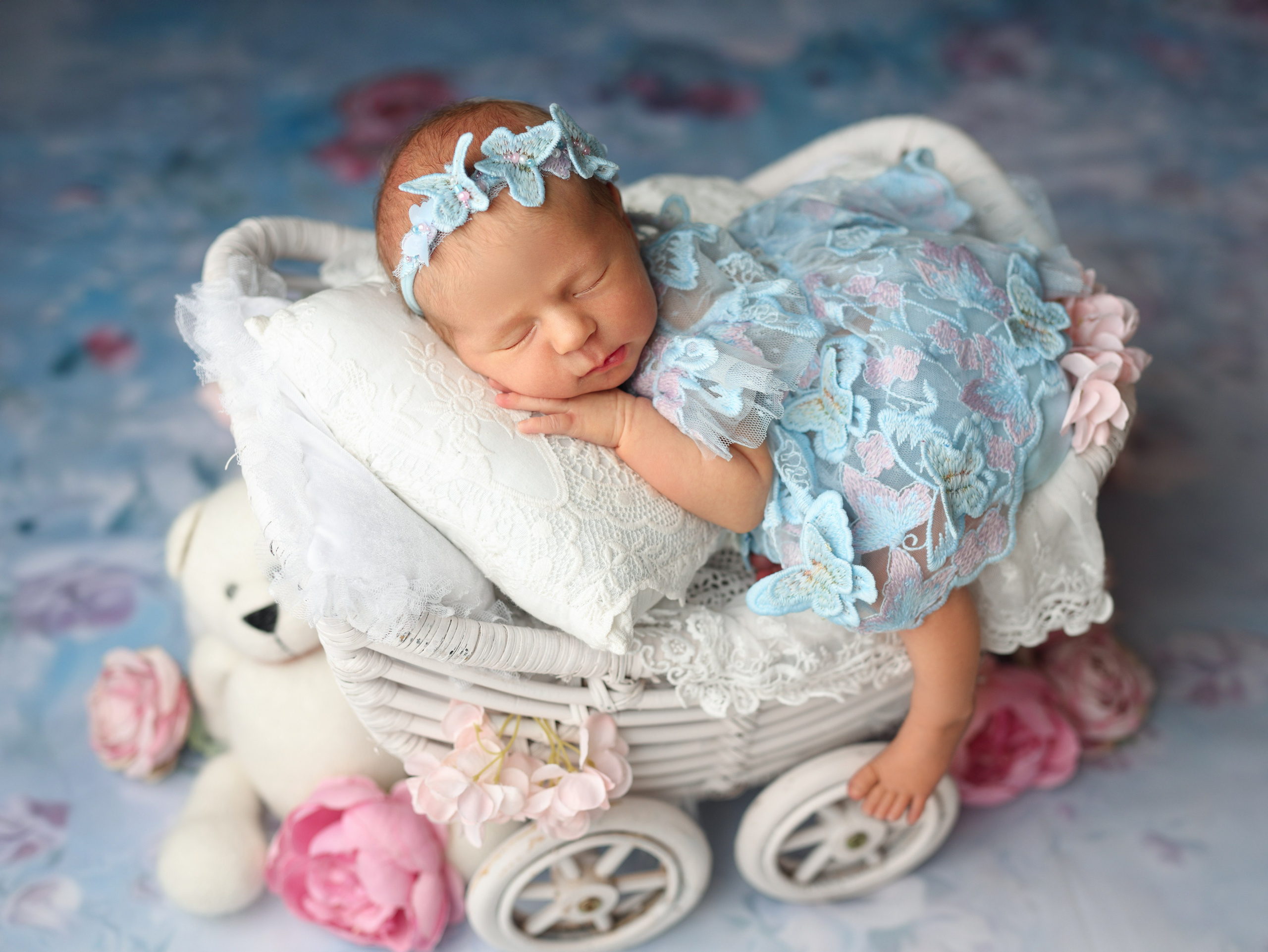 Newborn. Фотограф новорождённых в Казани Нейля Гильмутдинова ньюборн