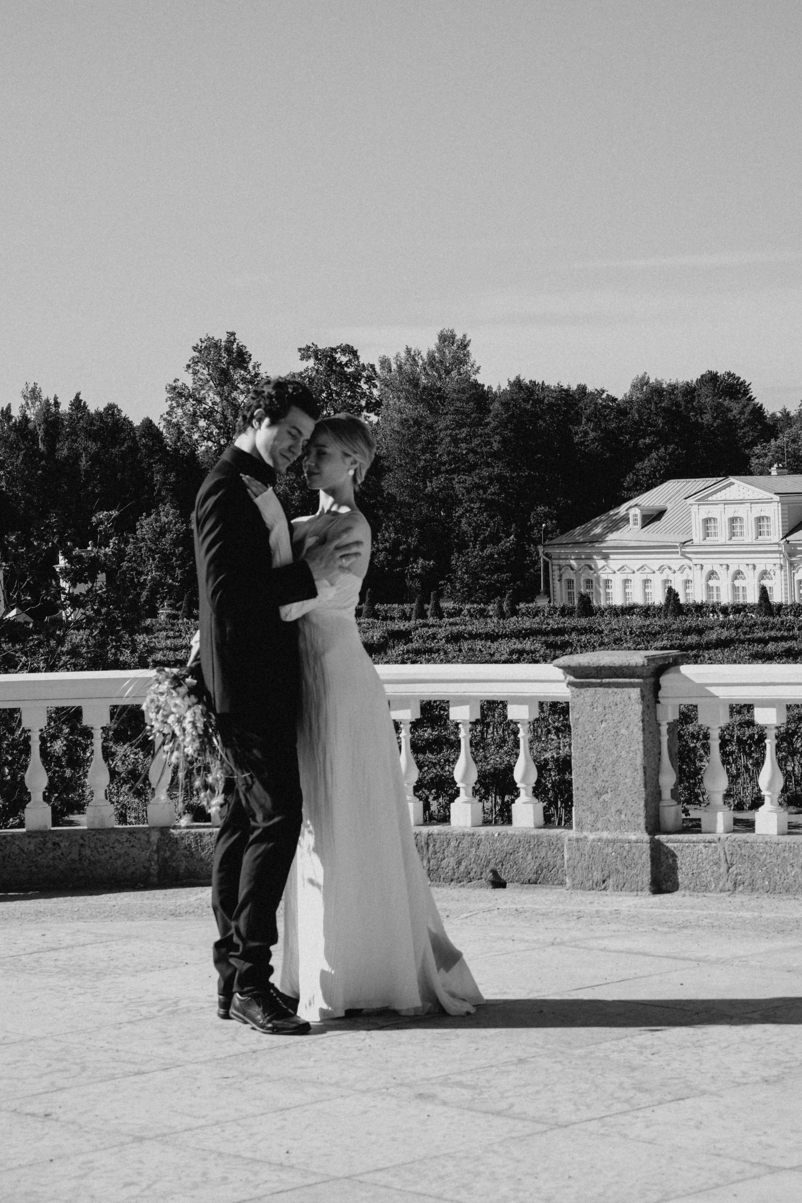 СВАДЕБНАЯ СЬЕМКА В ПАРКЕ ОРАНИЕНБАУМ. Профессиональный фотограф, Санкт-Петербург — Виктория Богомолова