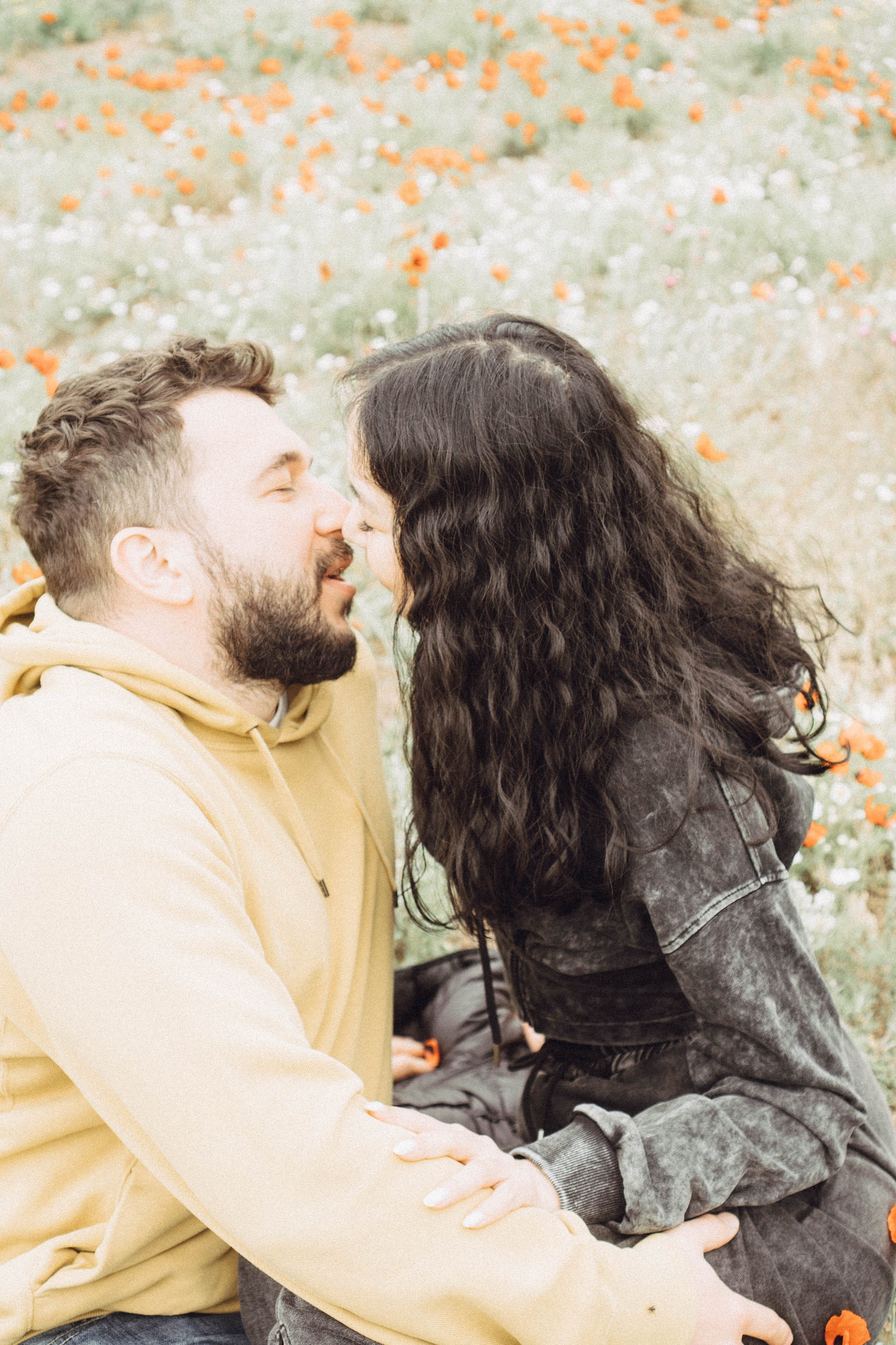 Любовь в маковом поле. Профессиональный фотограф, Санкт-Петербург — Виктория Богомолова