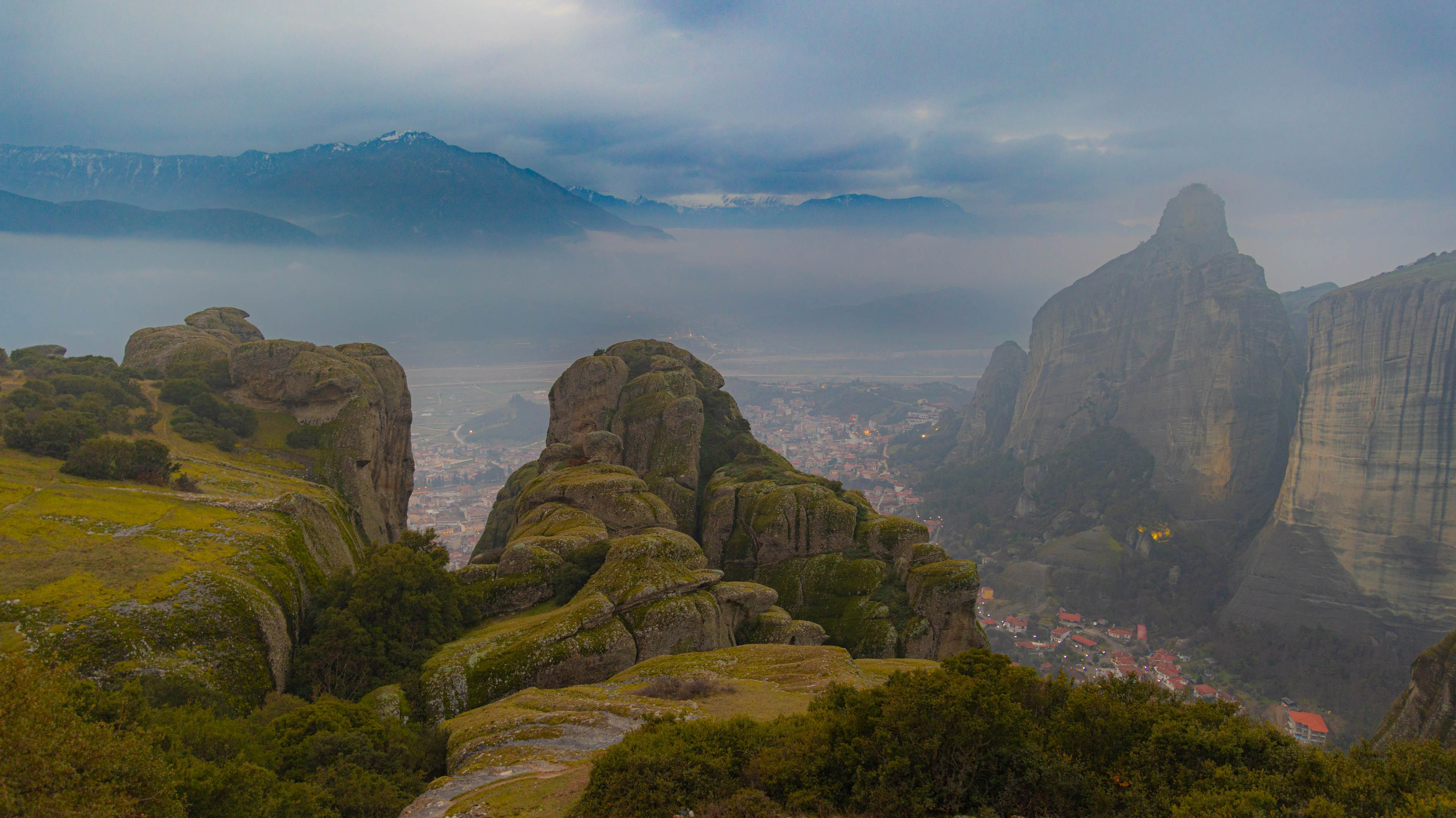 2025 0 2. Греция, Метеоры — Турция, Стамбул. Фотографии