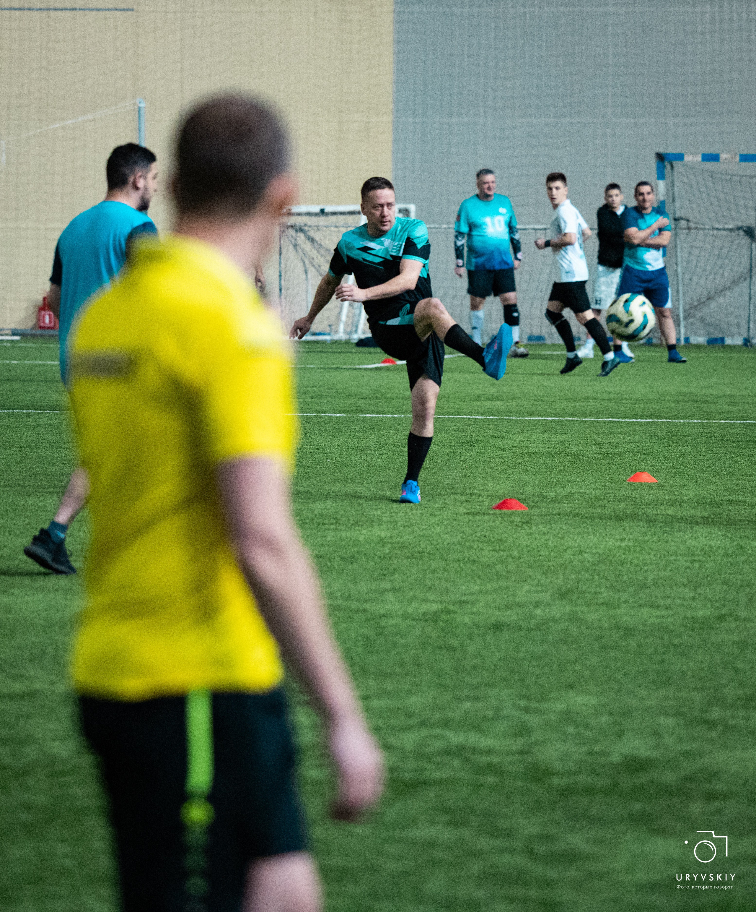 Командор футбол 29.11.2025. Игорь Урывский. Фотограф Красноярск