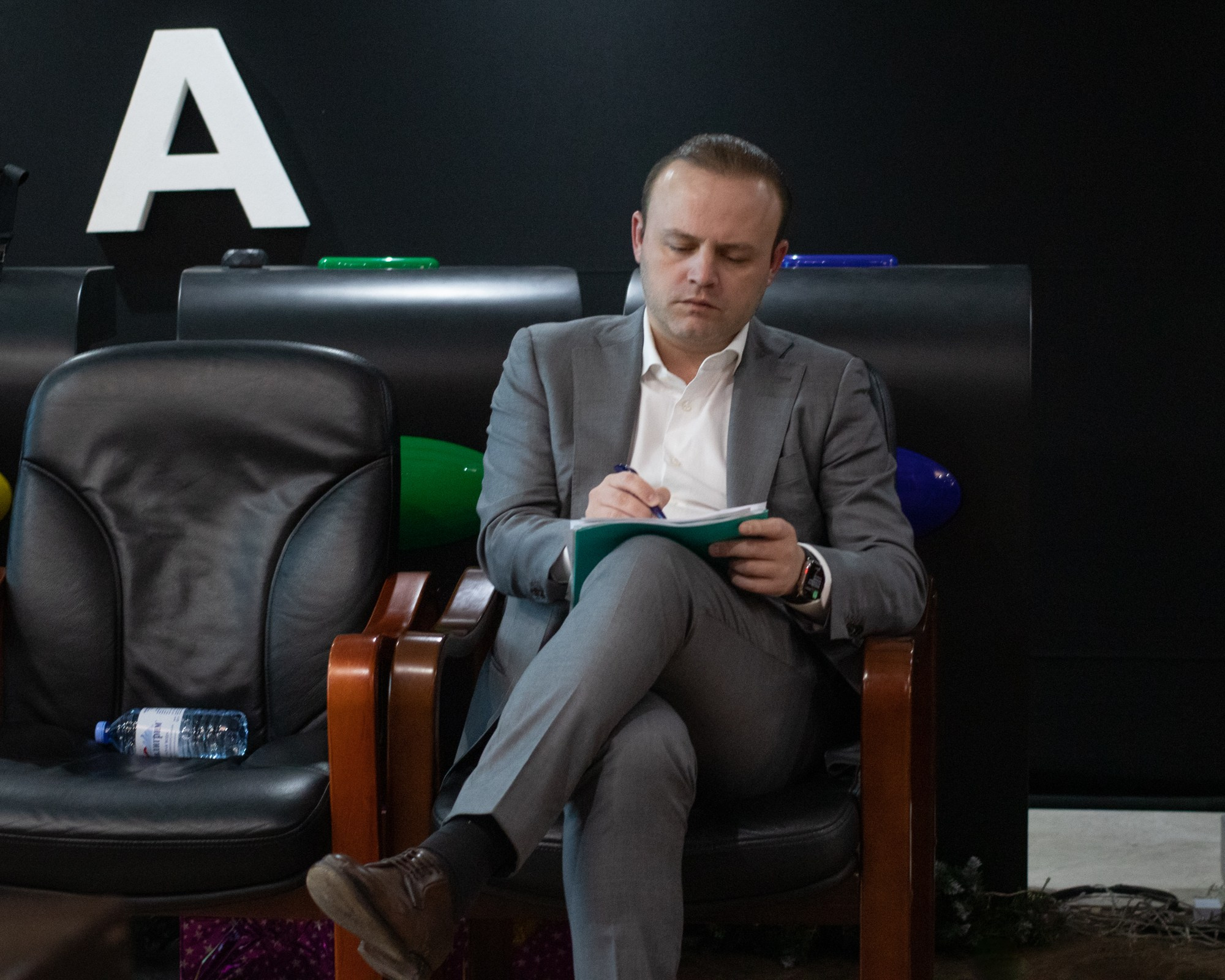 Встреча с Владиславом Даванковым и «Опора России». Репортажный, промышленный и маркетплейс-фотограф Дмитрий Чернат